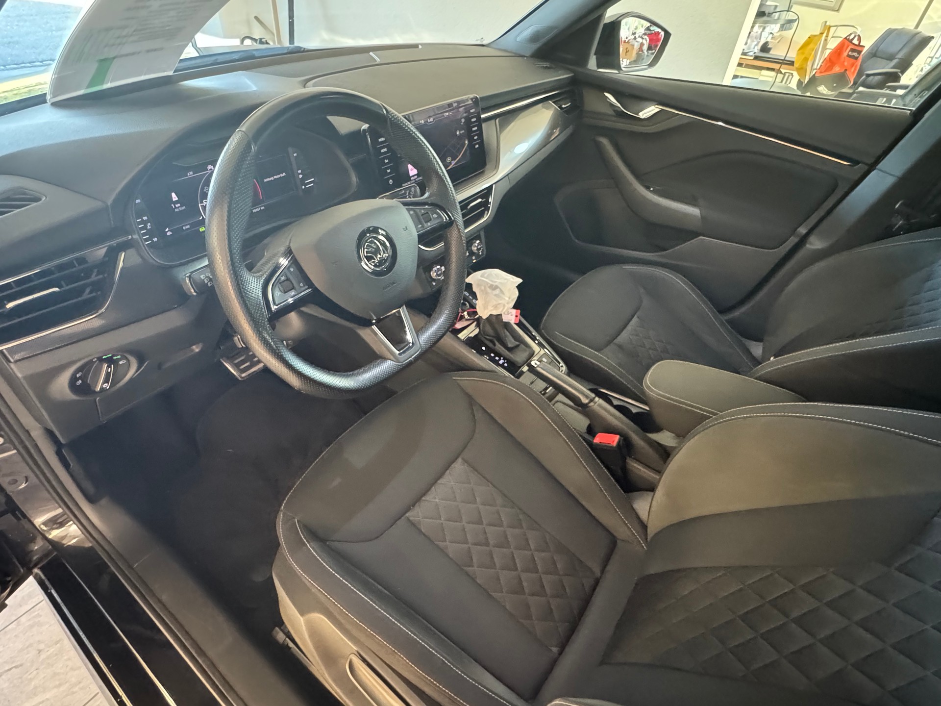 SKODA 1.5 TSI Style DSG-image-5