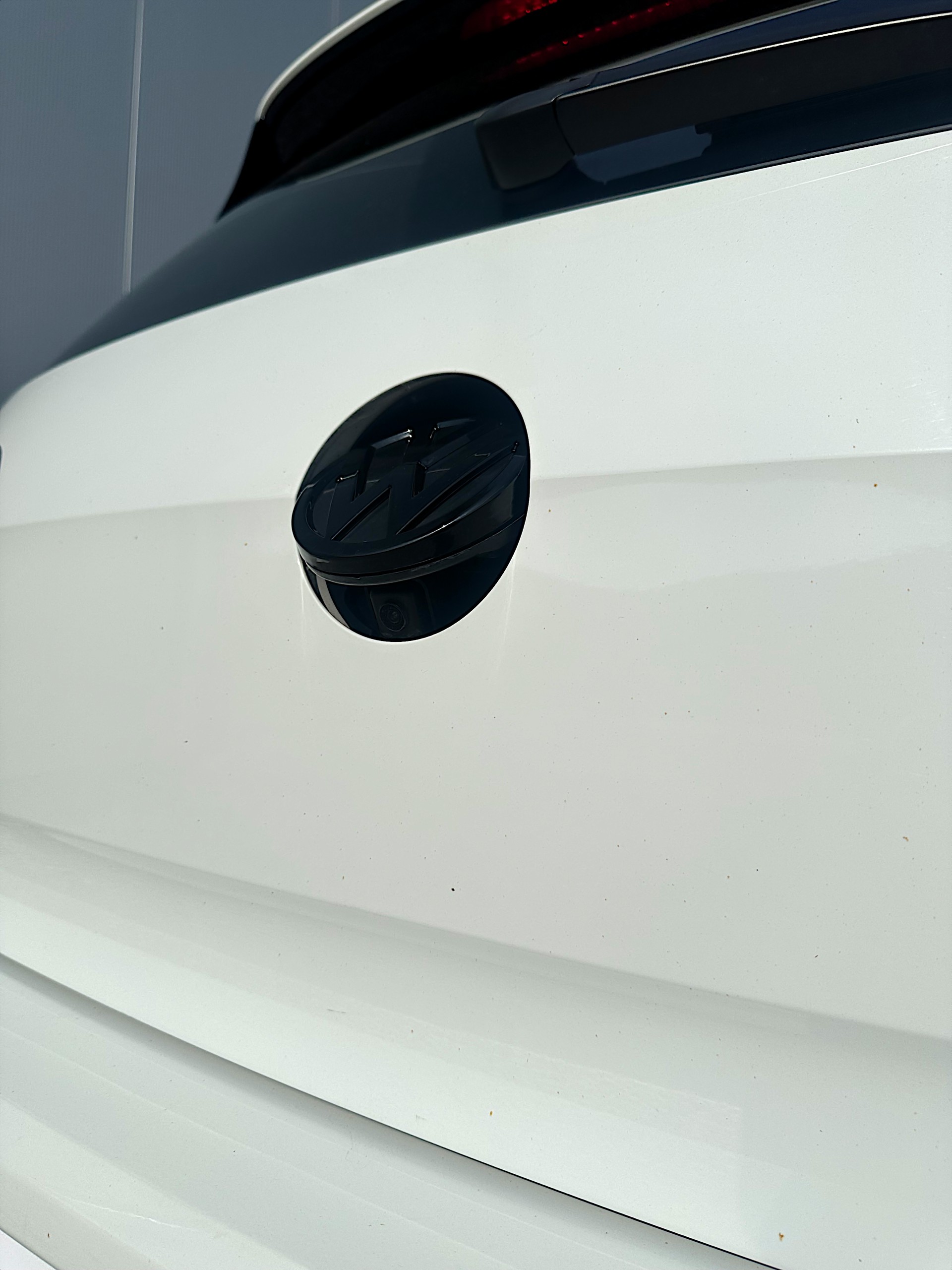 VW Golf 2.0 TSI R 4Motion-image-13