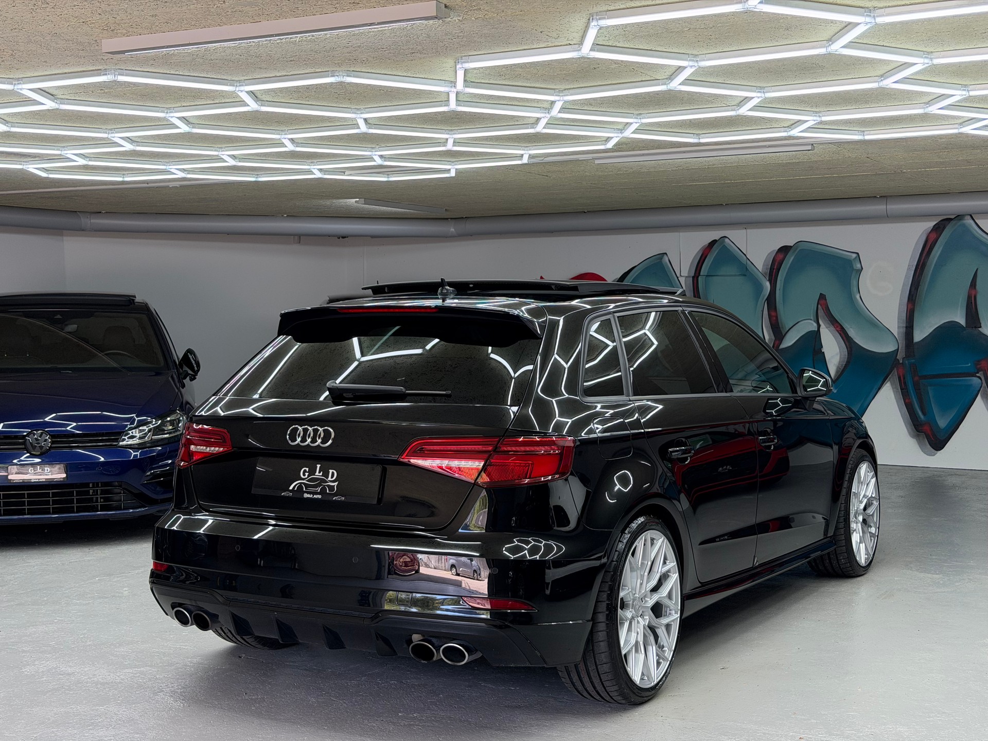 AUDI S3 Sportback 2.0 TFSI quattro S-tronic *19’ Silver wheels / no FAP/OPF / CH Auto*-image-4