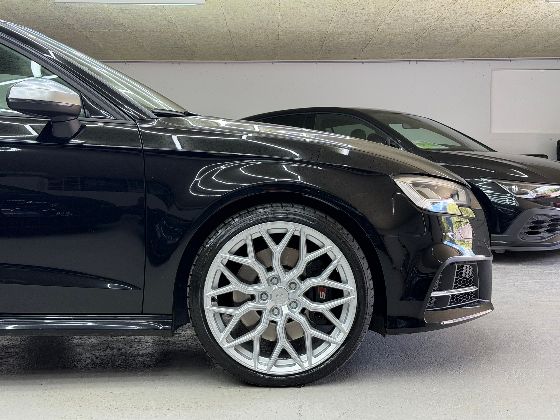 AUDI S3 Sportback 2.0 TFSI quattro S-tronic *19’ Silver wheels / no FAP/OPF / CH Auto*-image-2