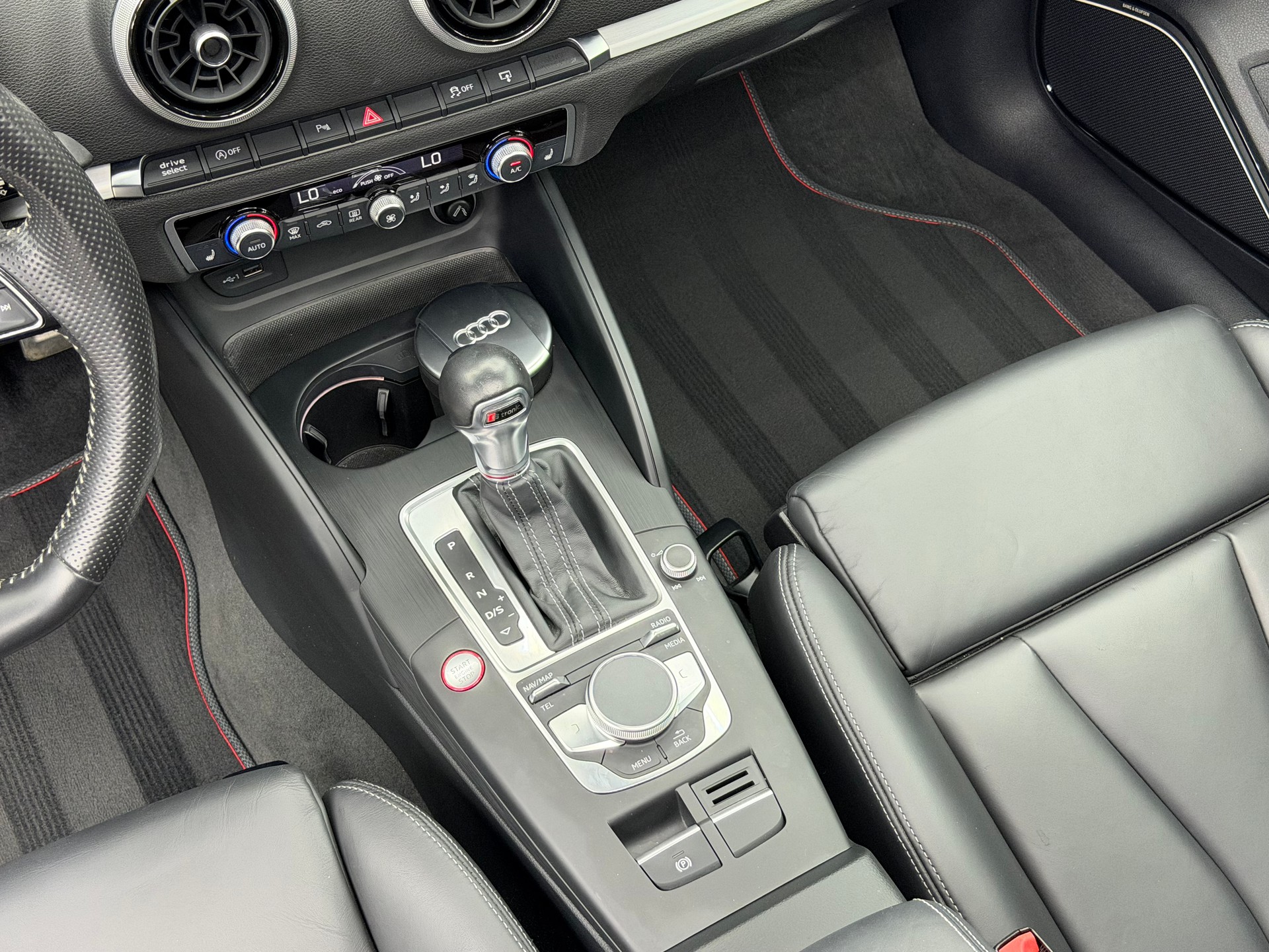 AUDI S3 Sportback 2.0 TFSI quattro S-tronic *19’ Silver wheels / no FAP/OPF / CH Auto*-image-10
