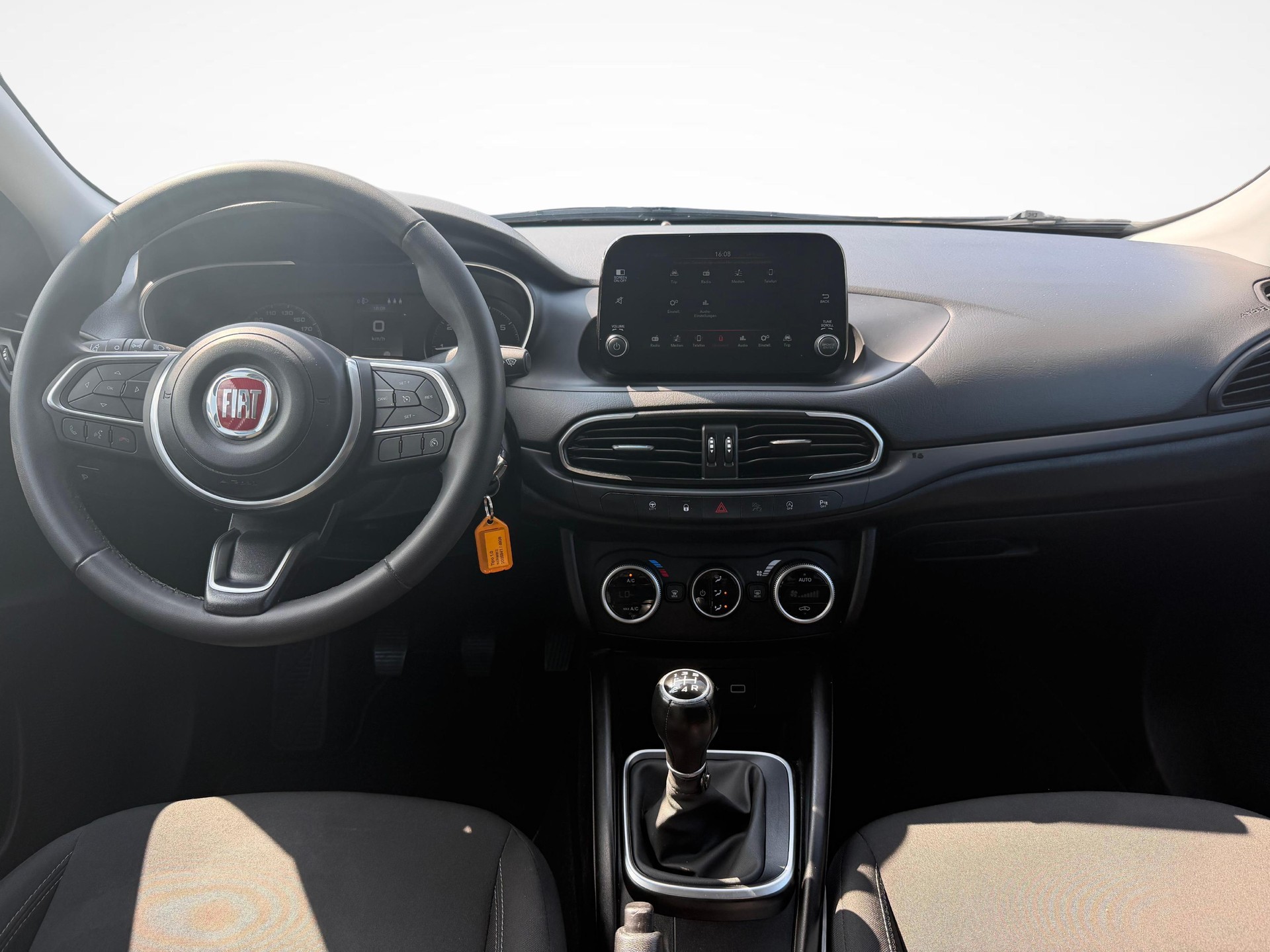 FIAT Tipo SW 1.0 T3 Cult Edition-image-9