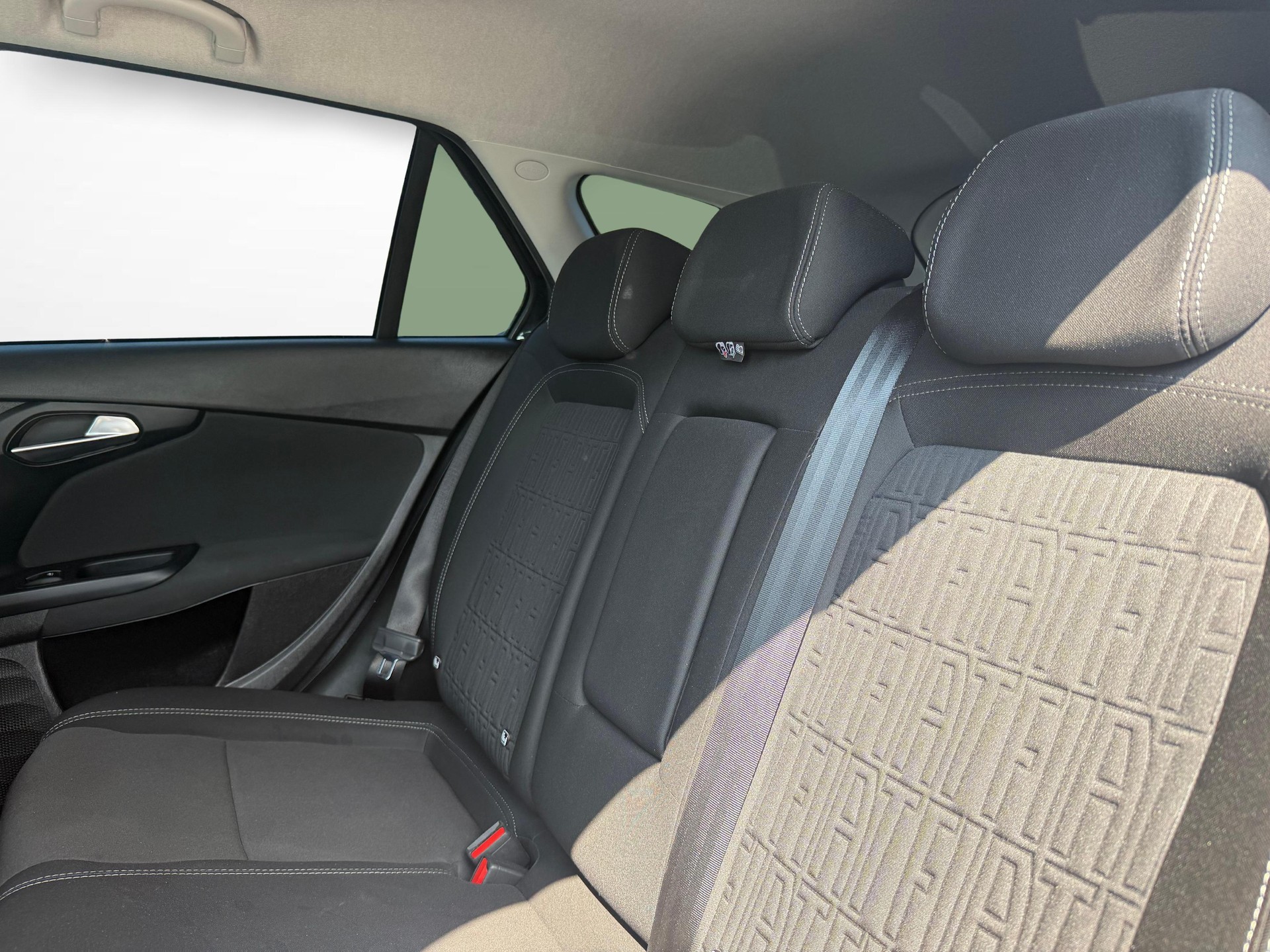 FIAT Tipo SW 1.0 T3 Cult Edition-image-8