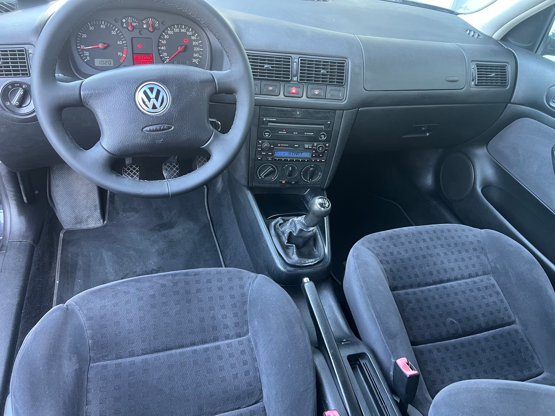 VW Golf 1.6 16V Comfortline-image-8