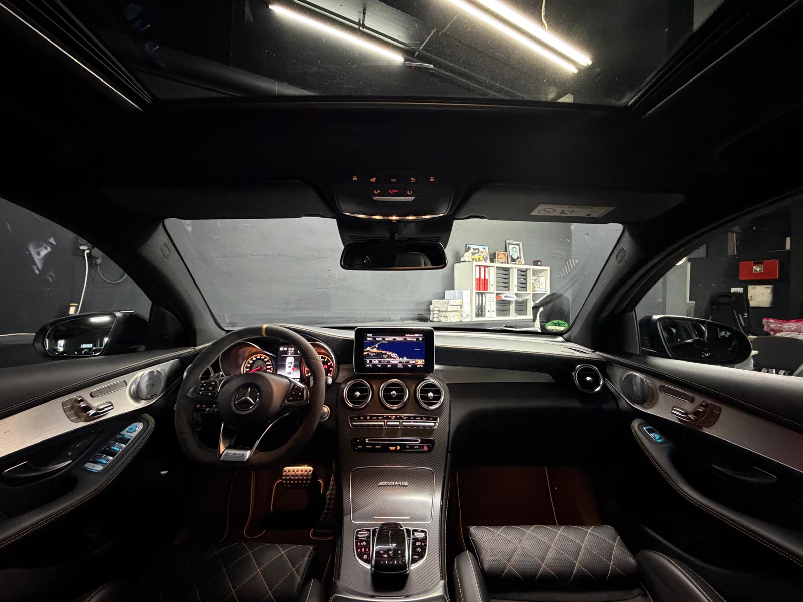 MERCEDES-BENZ GLC Coupé 63 S AMG Edition 1 Limited All Black 650PS Performance 4Matic+ 9G-Tronic *CH-Fahrzeug/2Jahre Garantie-image-12