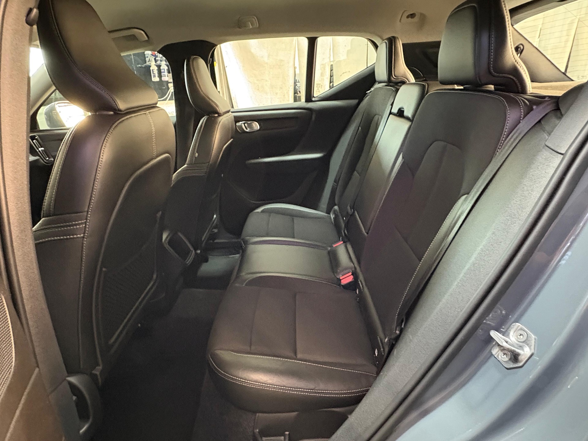 VOLVO XC40 D3 Momentum Geartronic-image-11