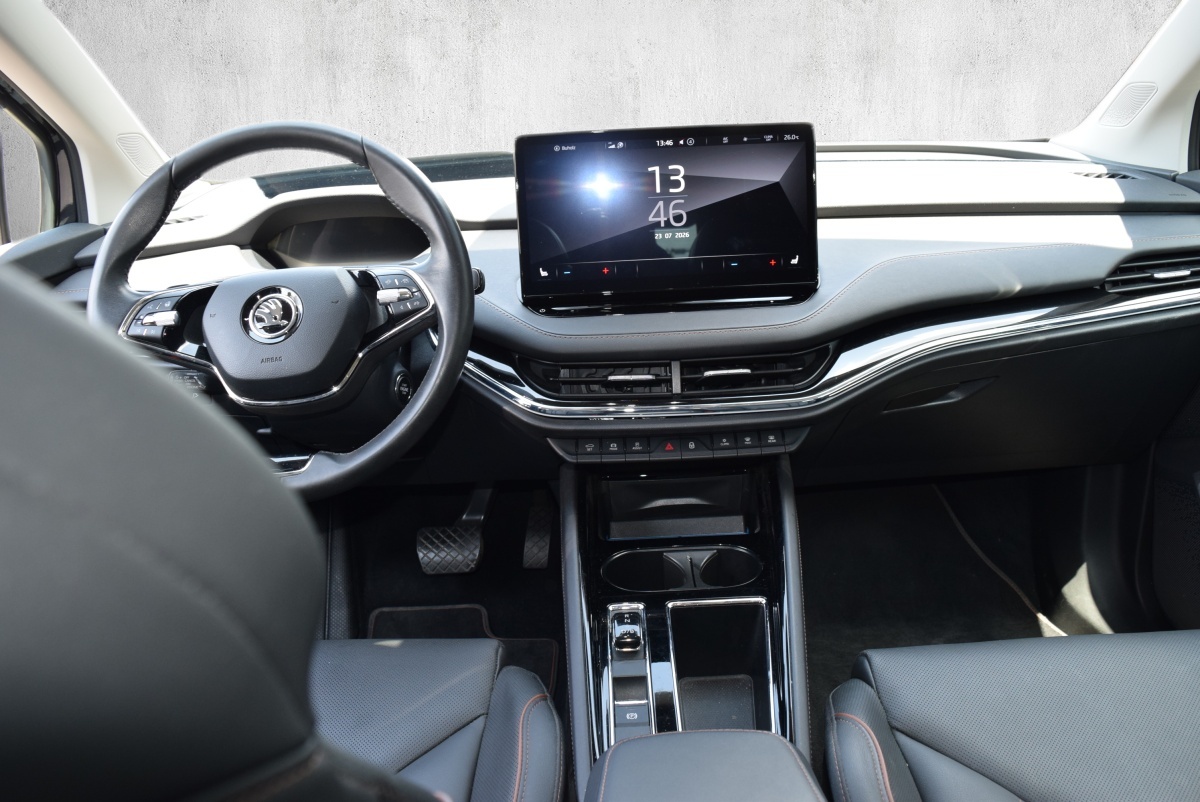 SKODA Enyaq iV 60-image-11
