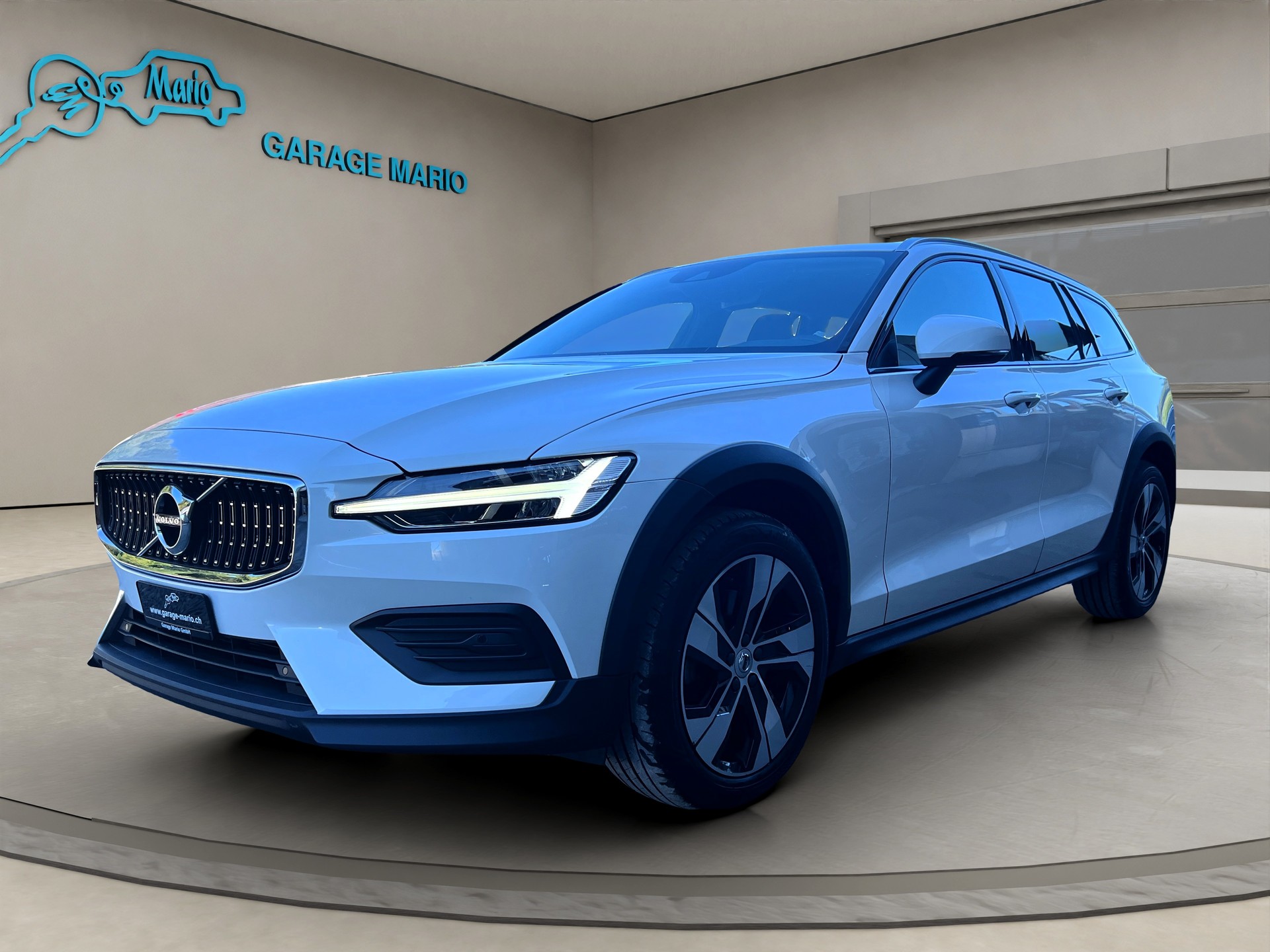 VOLVO V60 Cross Country B4 Diesel Mild Hybrid AWD Geartronic ✅CH-Fahrzeug & Frisch ab Service✅-image-2