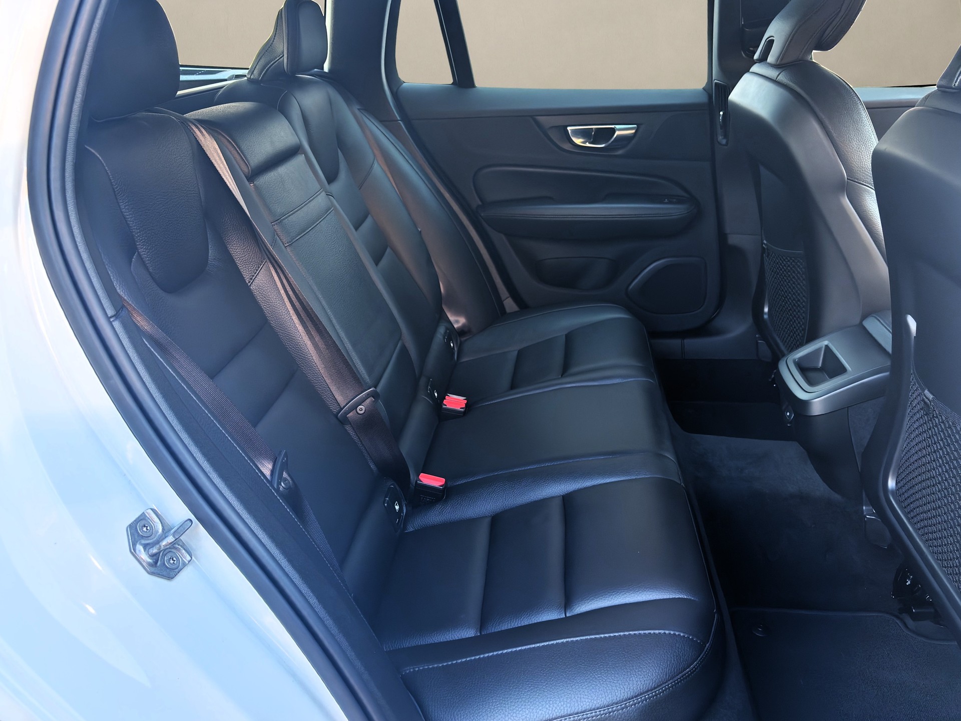 VOLVO V60 Cross Country B4 Diesel Mild Hybrid AWD Geartronic ✅CH-Fahrzeug & Frisch ab Service✅-image-13