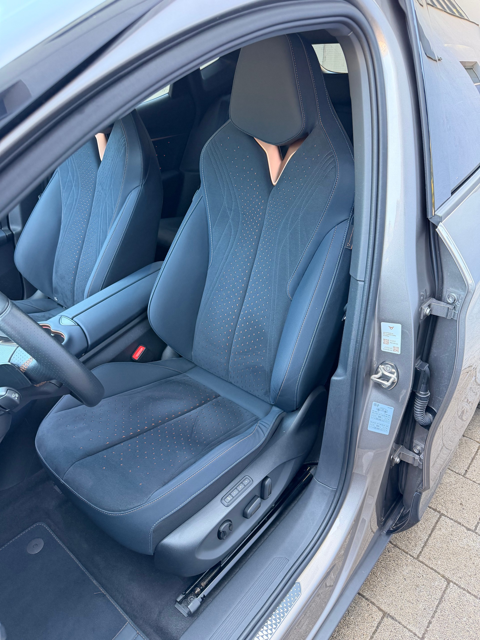 CUPRA Tavascan Type 9 77 kWh Adrenaline-image-10