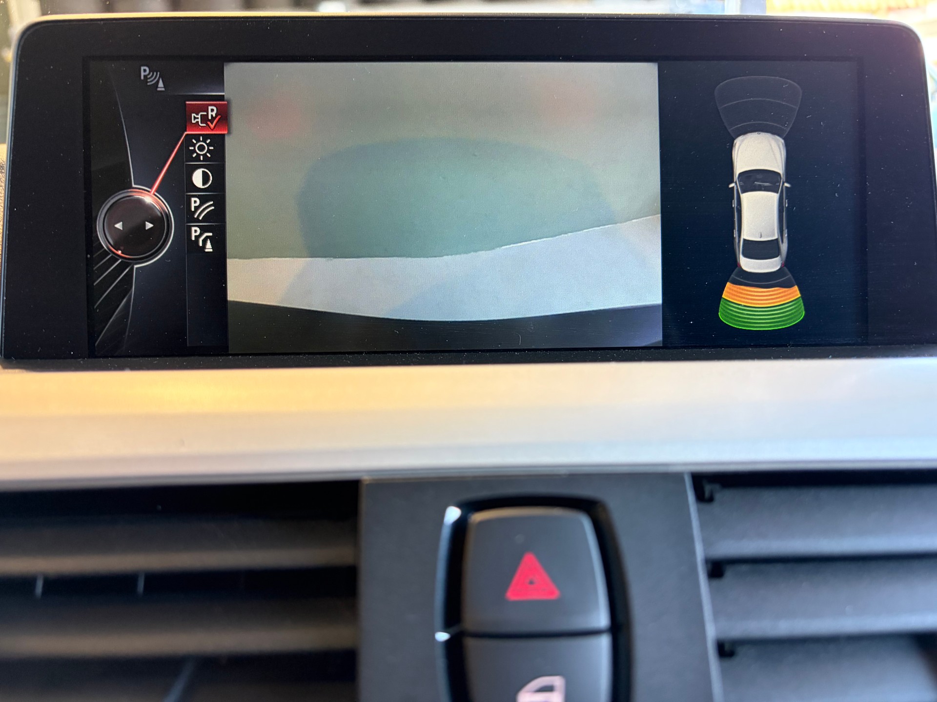 BMW 320i xDrive Steptronic ***1.Hand***Letzte MFK 04.2026***CH-Fahrzeug***Topzustand***-image-10