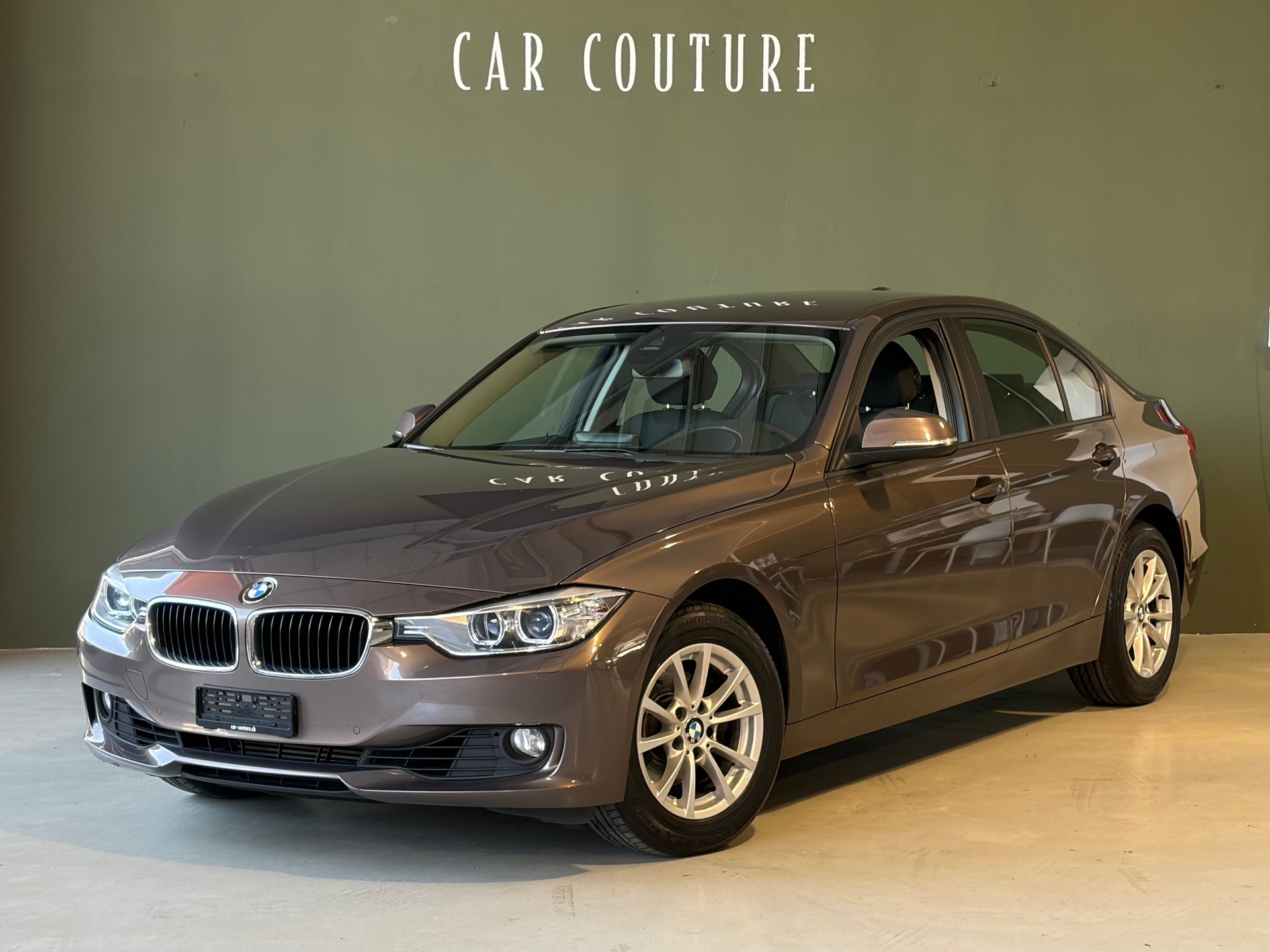 BMW 320i xDrive Steptronic ***1.Hand***Letzte MFK 04.2026***CH-Fahrzeug***Topzustand***-image-1