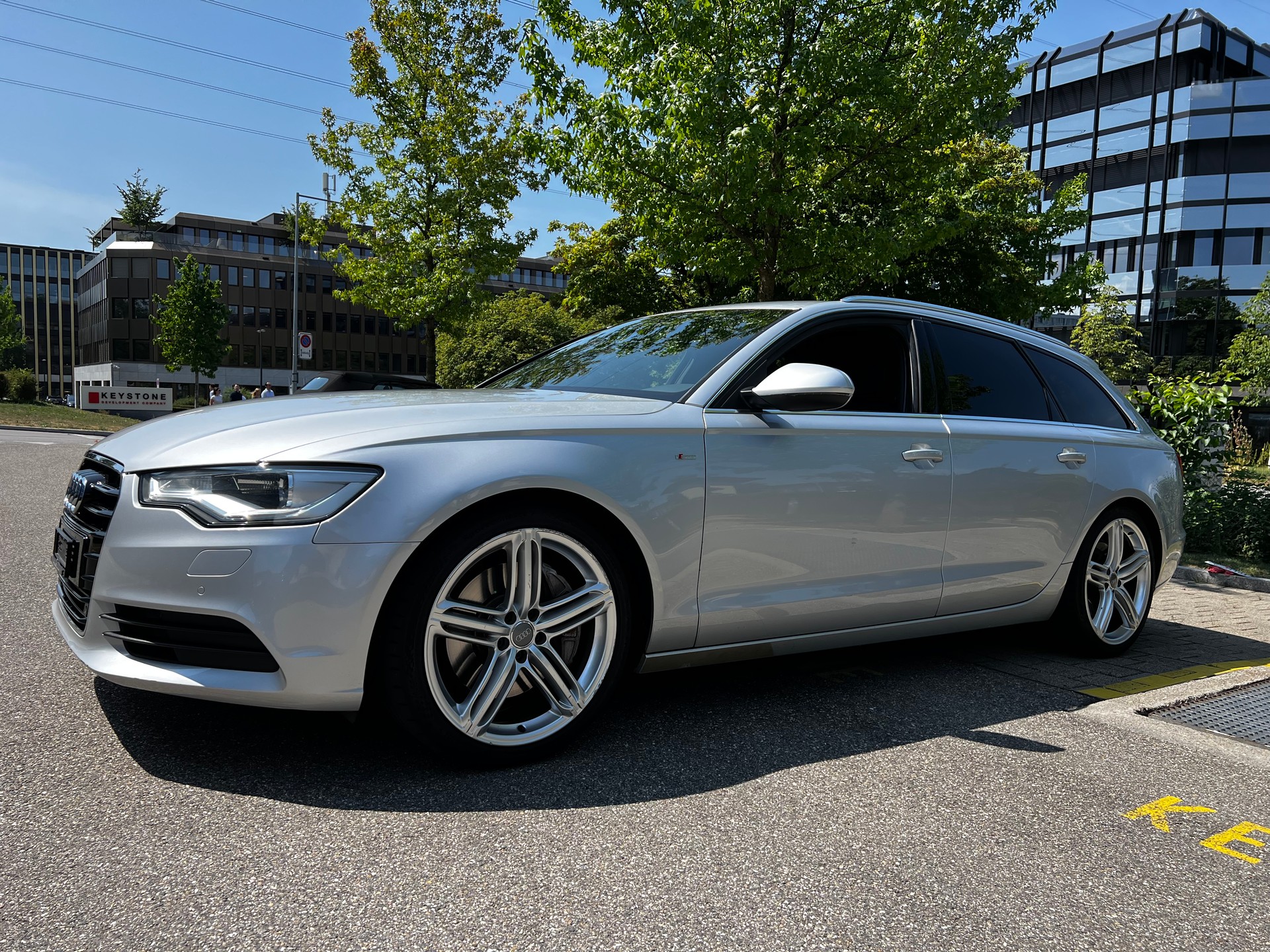 AUDI Avant 3.0 TFSI V6 quattro S-tronic-image-0