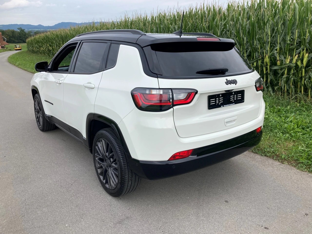 JEEP Compass 1.3 Turbo 80th Anniversary DKG-image-3