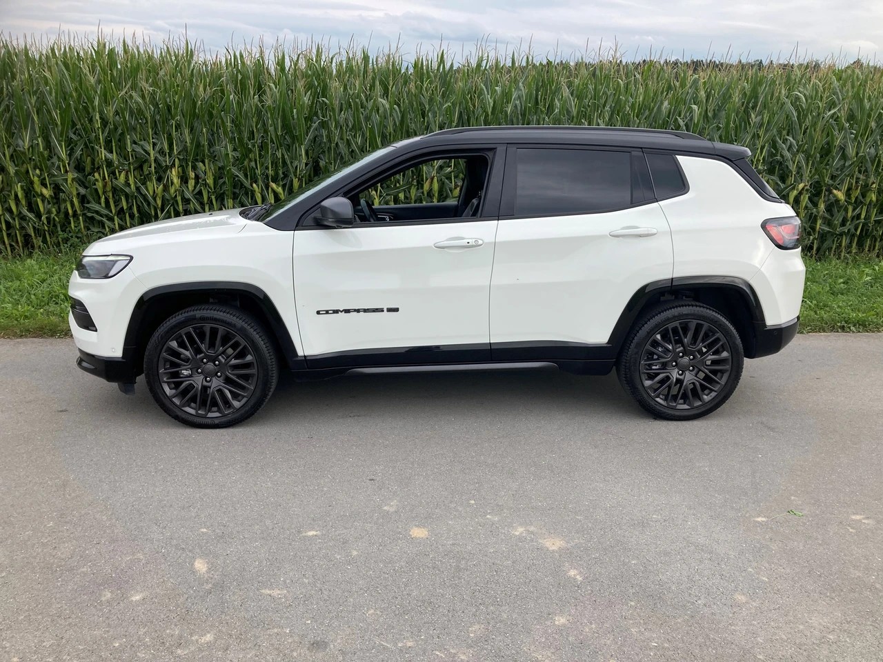 JEEP Compass 1.3 Turbo 80th Anniversary DKG-image-4