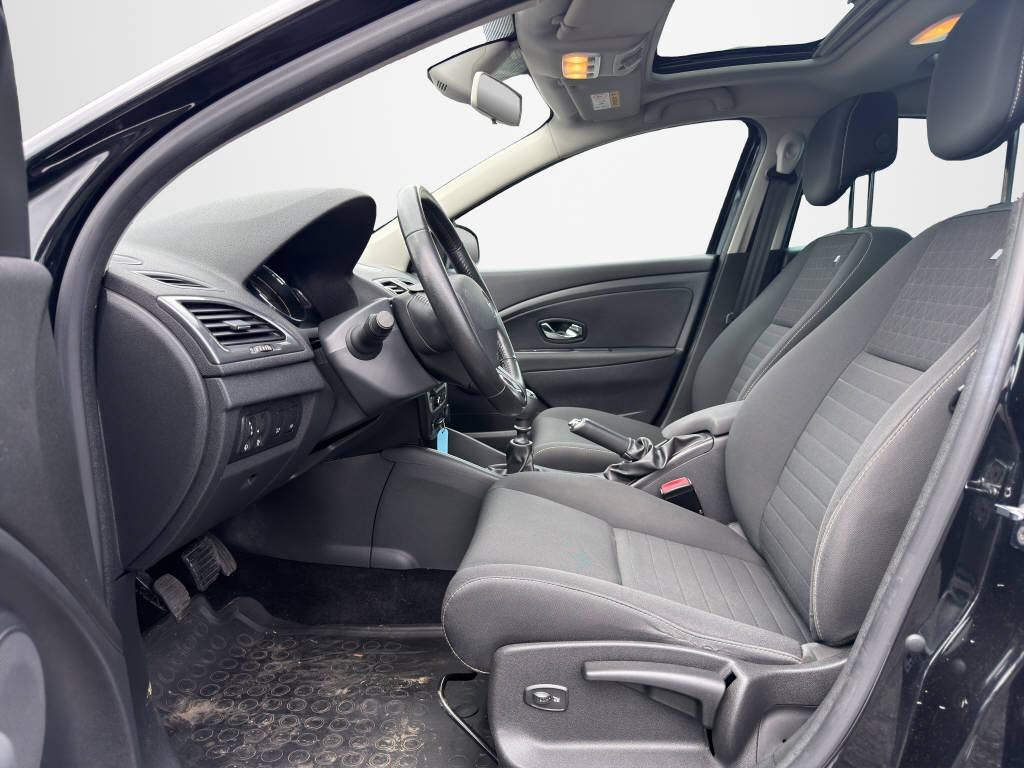 RENAULT Mégane Grandtour 1.2 TCe Zen-image-8