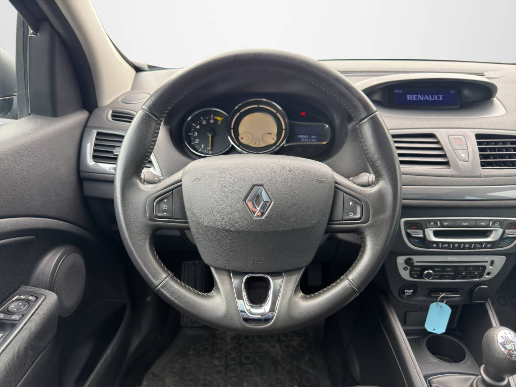 RENAULT Mégane Grandtour 1.2 TCe Zen-image-9