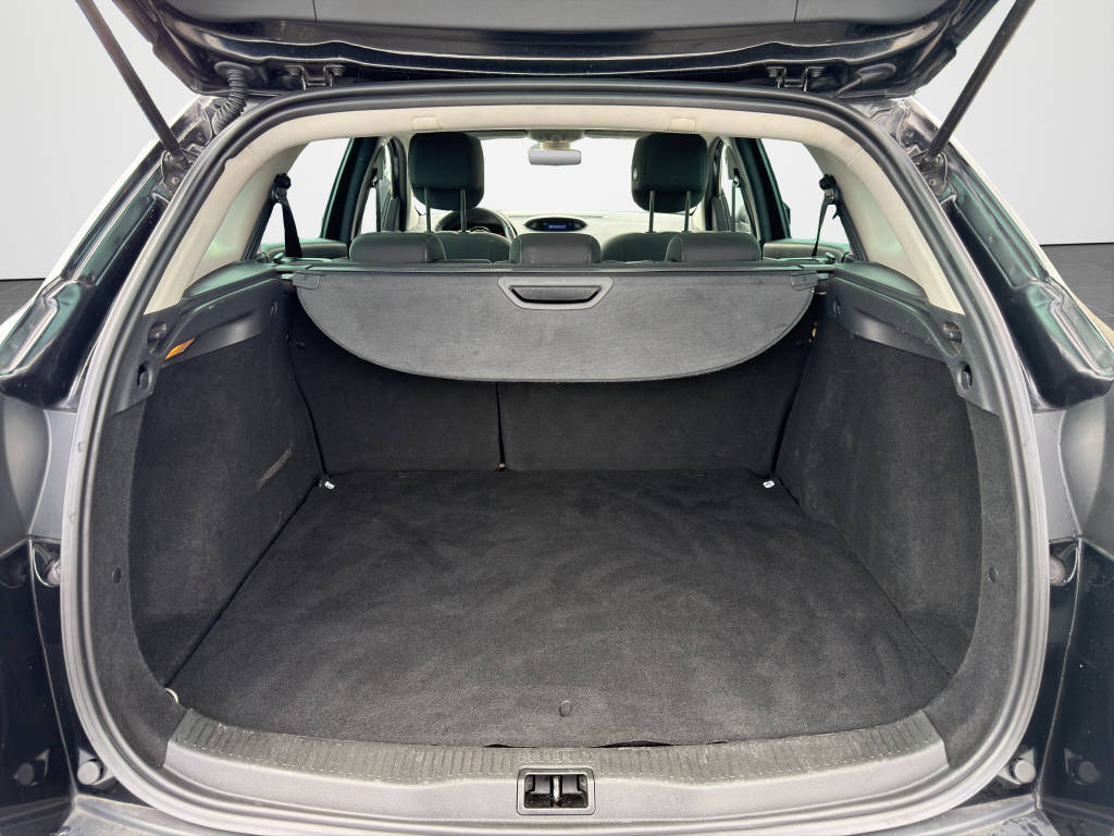 RENAULT Mégane Grandtour 1.2 TCe Zen-image-14