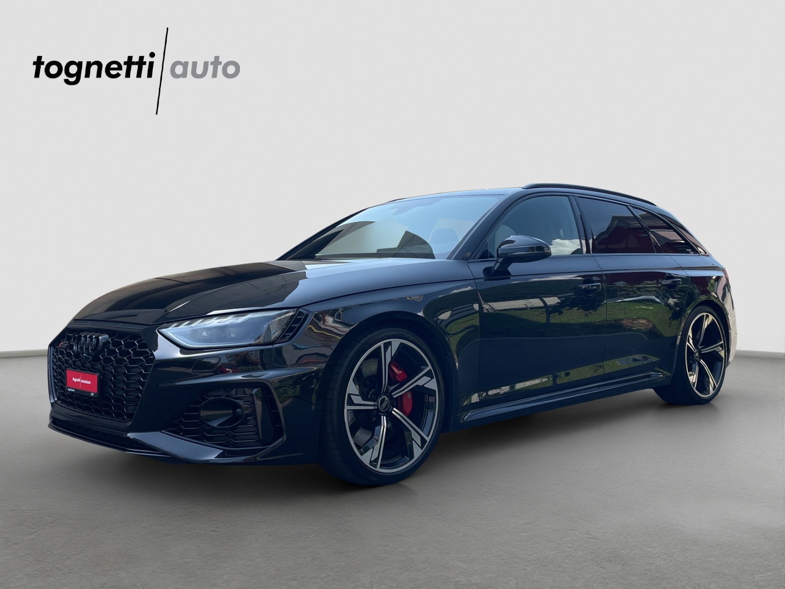 AUDI RS4 Avant quattro tiptronic