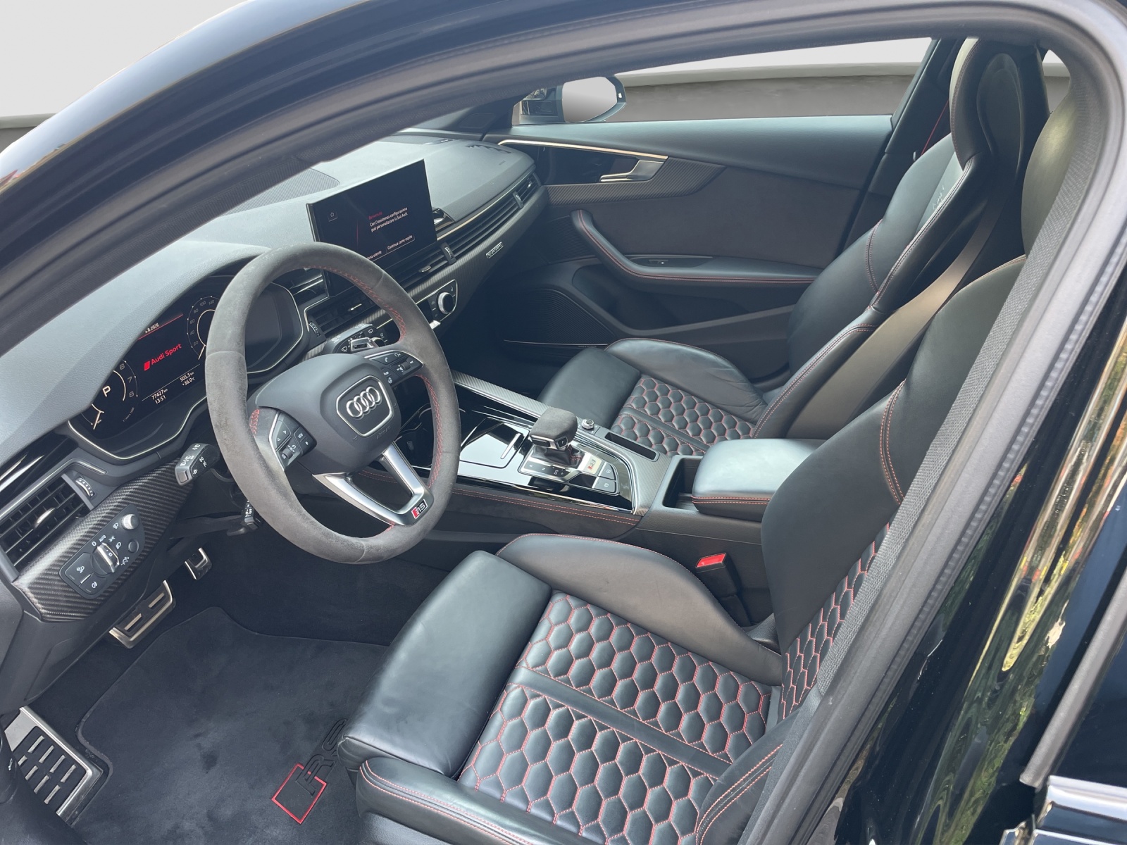 AUDI RS4 Avant quattro tiptronic-image-7