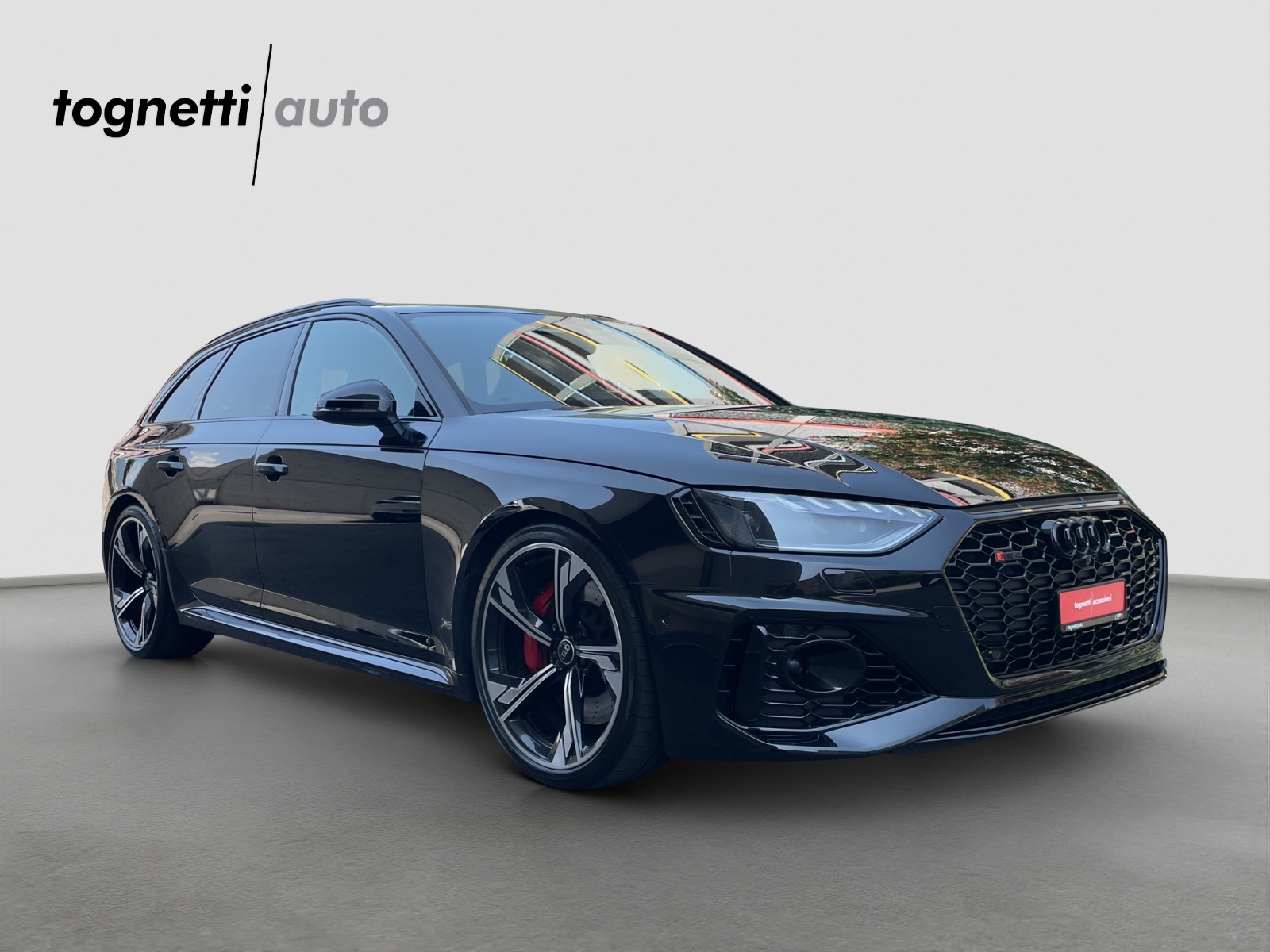 AUDI RS4 Avant quattro tiptronic-showroom-element-1