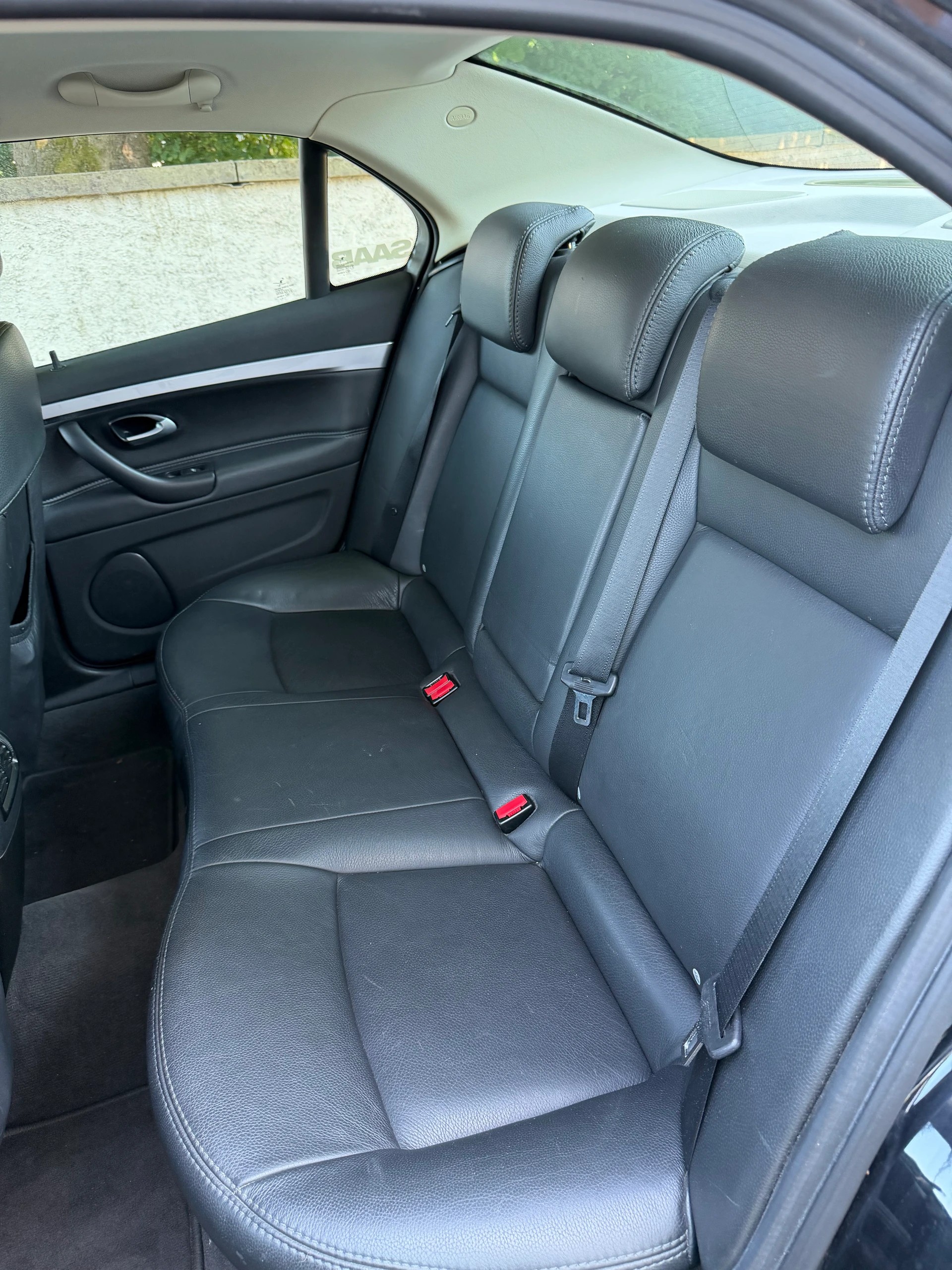 SAAB 9-3 2.8T V6 Aero XWD Automatic / 4x4 / Leder / BOSE / Xenon / NAVI / Tempomat / Klima / Sitzmemory-image-11