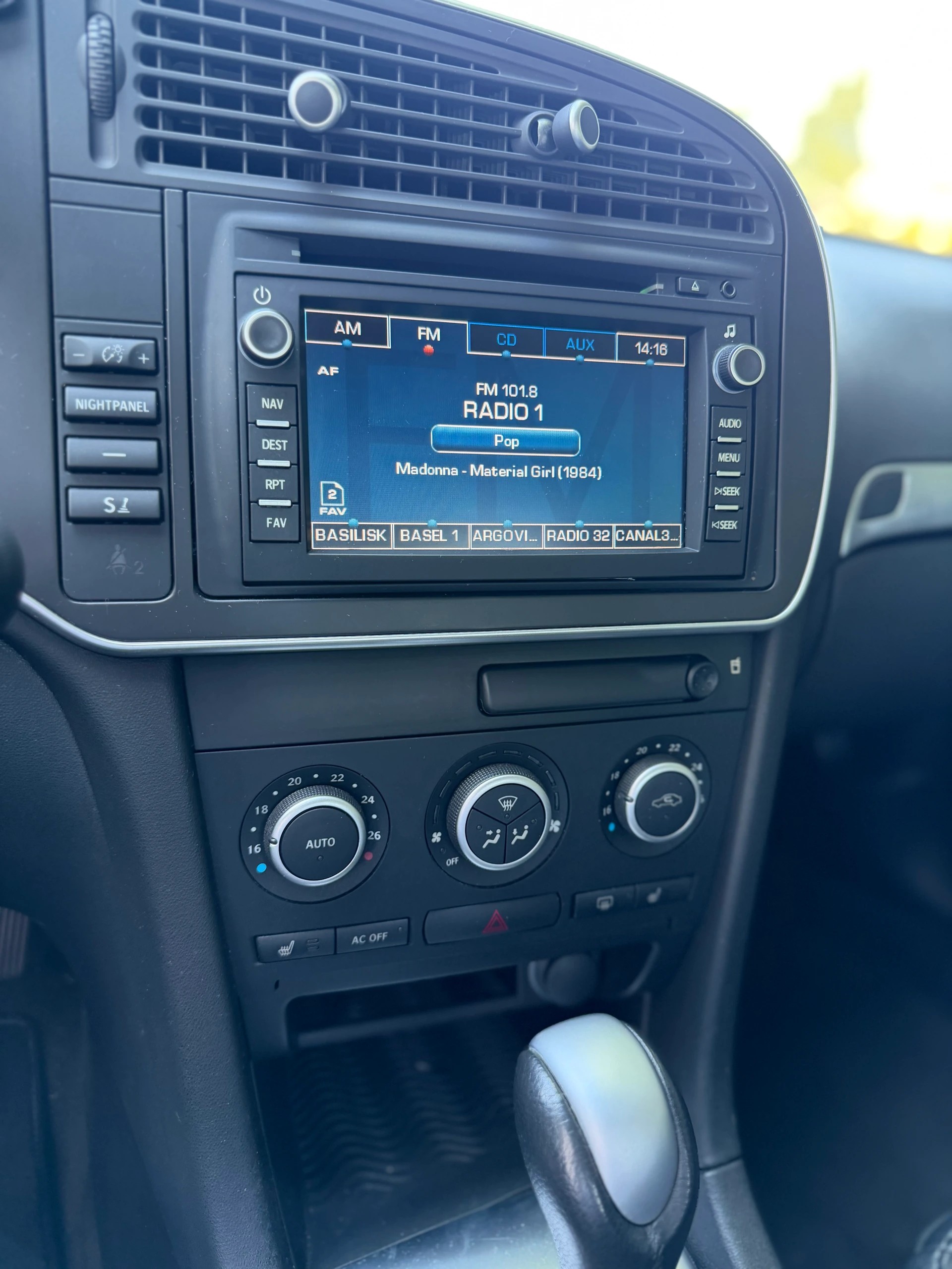 SAAB 9-3 2.8T V6 Aero XWD Automatic / 4x4 / Leder / BOSE / Xenon / NAVI / Tempomat / Klima / Sitzmemory-image-14