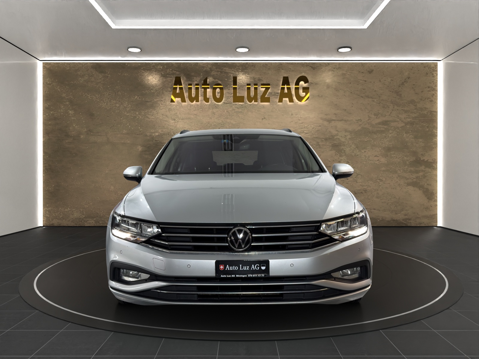 VW Passat Variant 2.0 TDI Business DSG-image-1