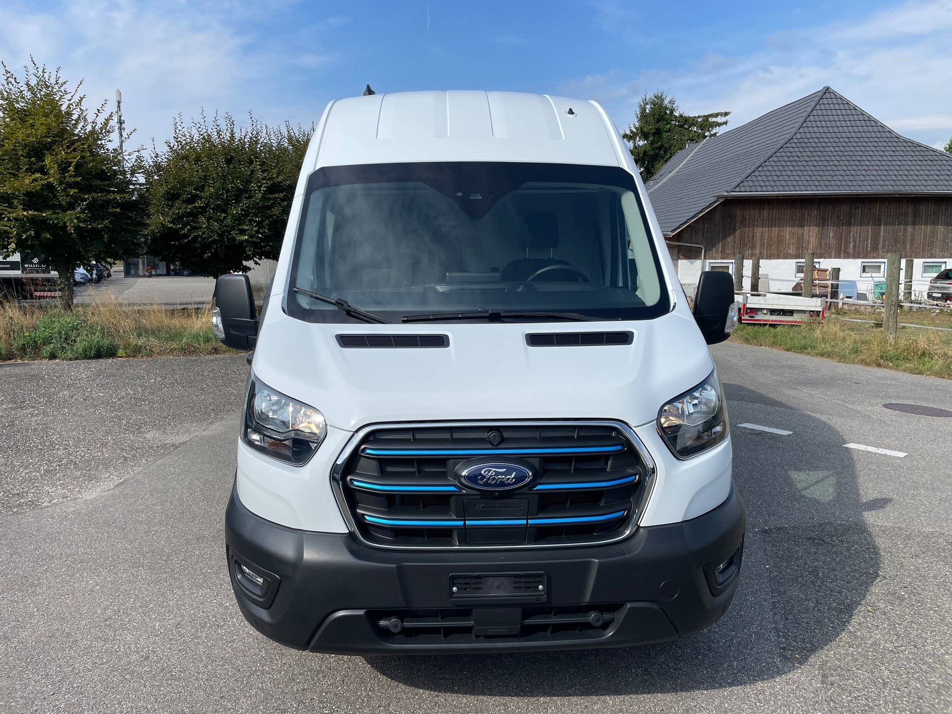 FORD E-Transit Van 350 L2 H3 Trend RWD 68kWh-image-7