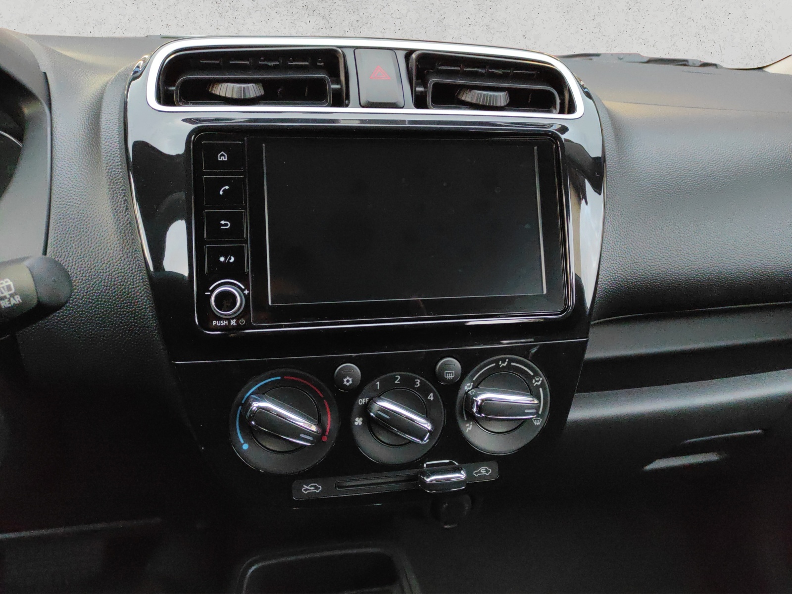 MITSUBISHI Space Star 1.2 MIVEC Invite-image-11