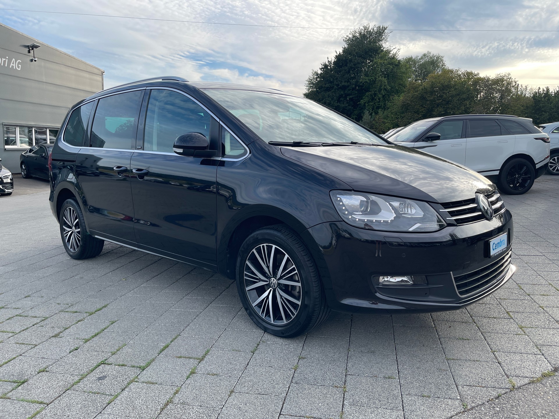 VW Sharan 2.0 TDI BMT Allstar 4Motion DSG-image-4