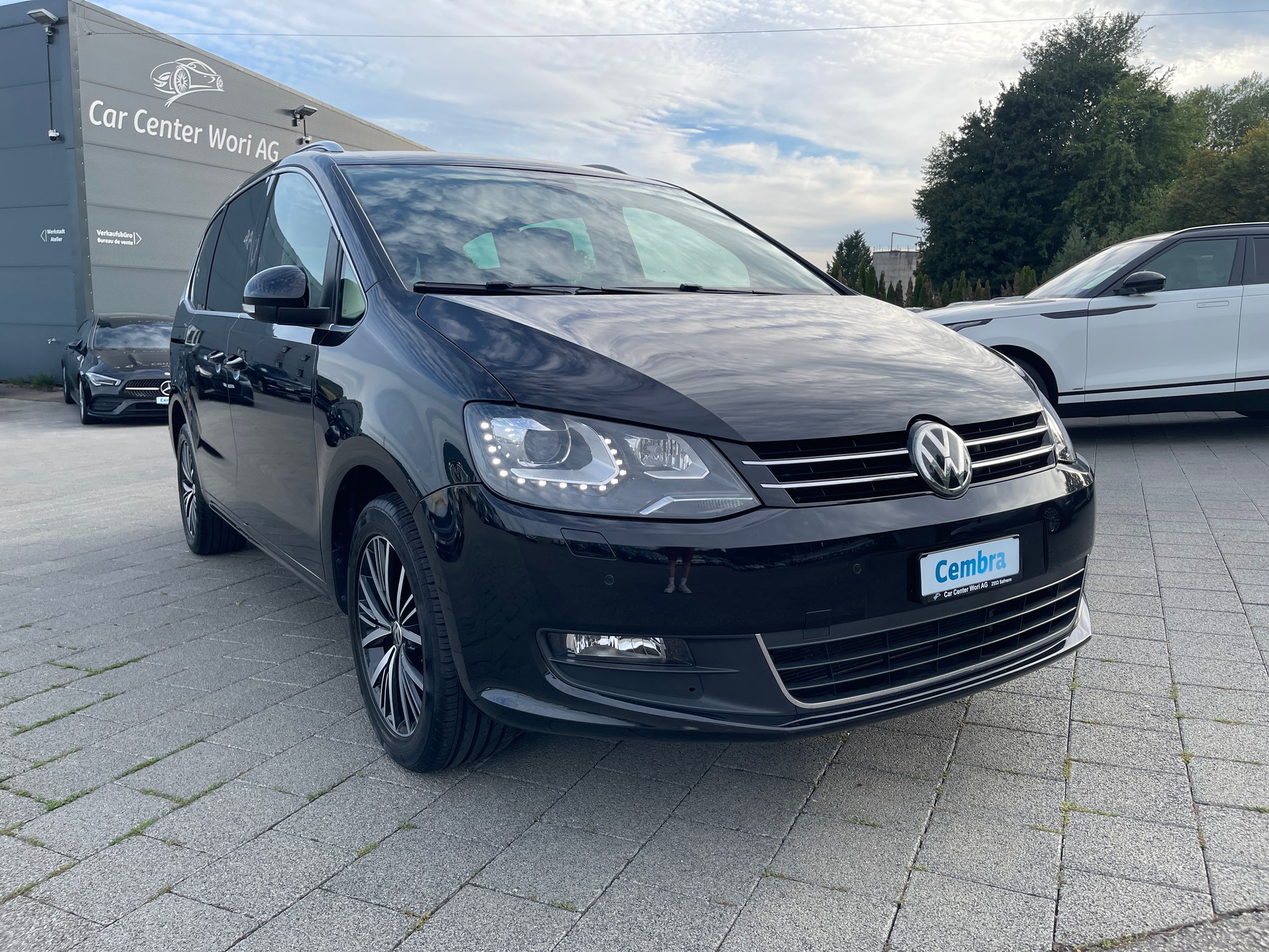 VW Sharan 2.0 TDI BMT Allstar 4Motion DSG-image-5