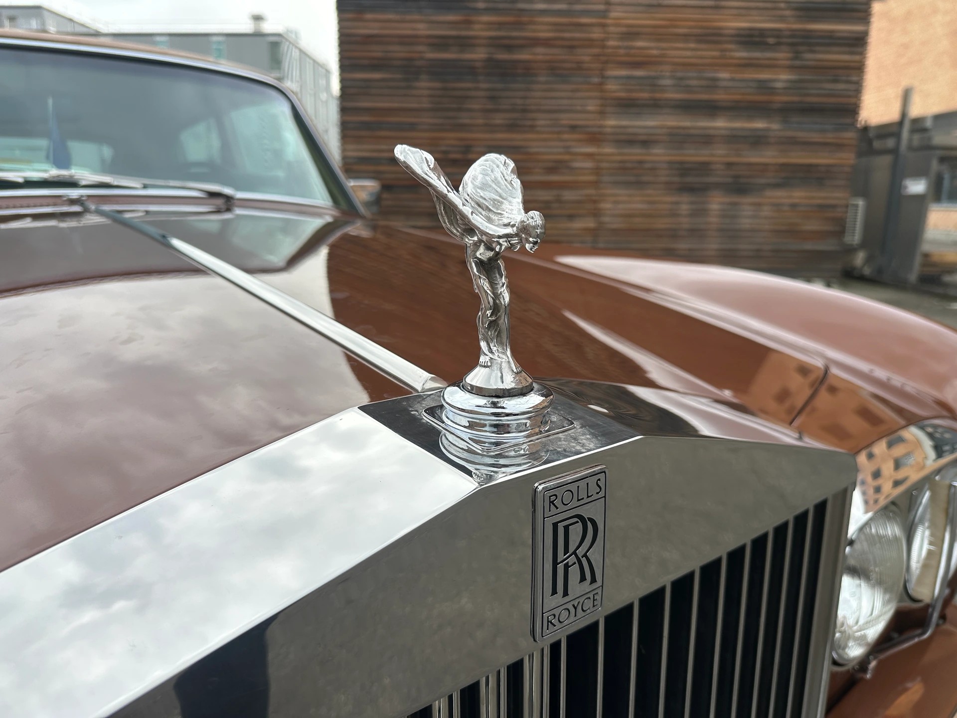 ROLLS-ROYCE Silver Wraith-image-23