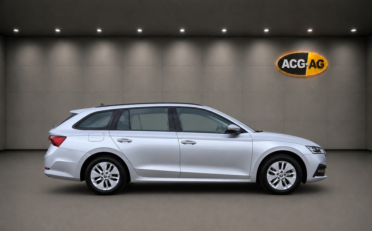 SKODA Octavia Combi 2.0 TDI DSG Ambition ** Gr-Navi ** RF-Kamera ** Sitzheizung ** Abstandsregelsysteme ** Frisch Ab MFK & Service **-image-5