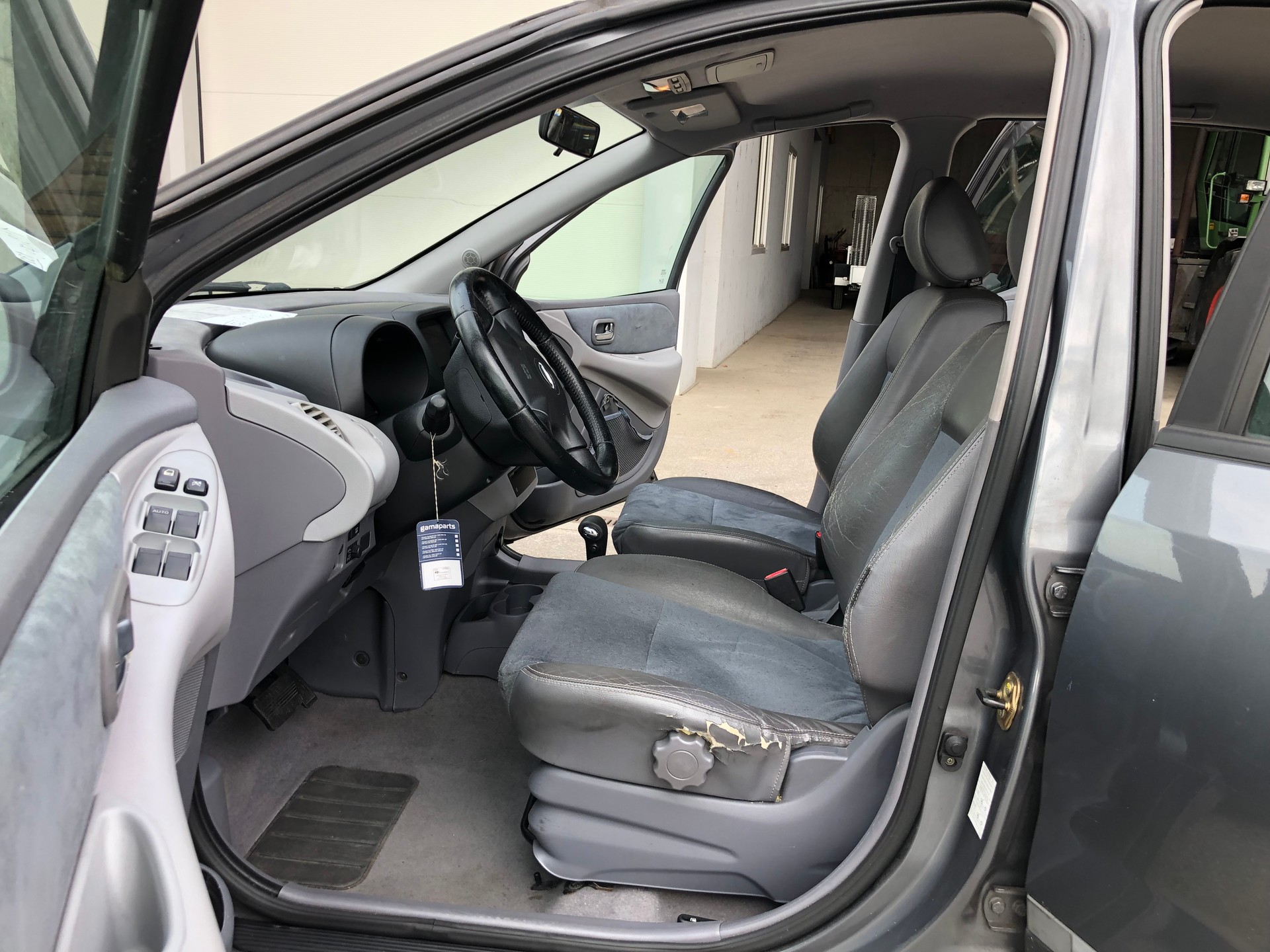 NISSAN Almera Tino 1.8 16V tekna-image-7