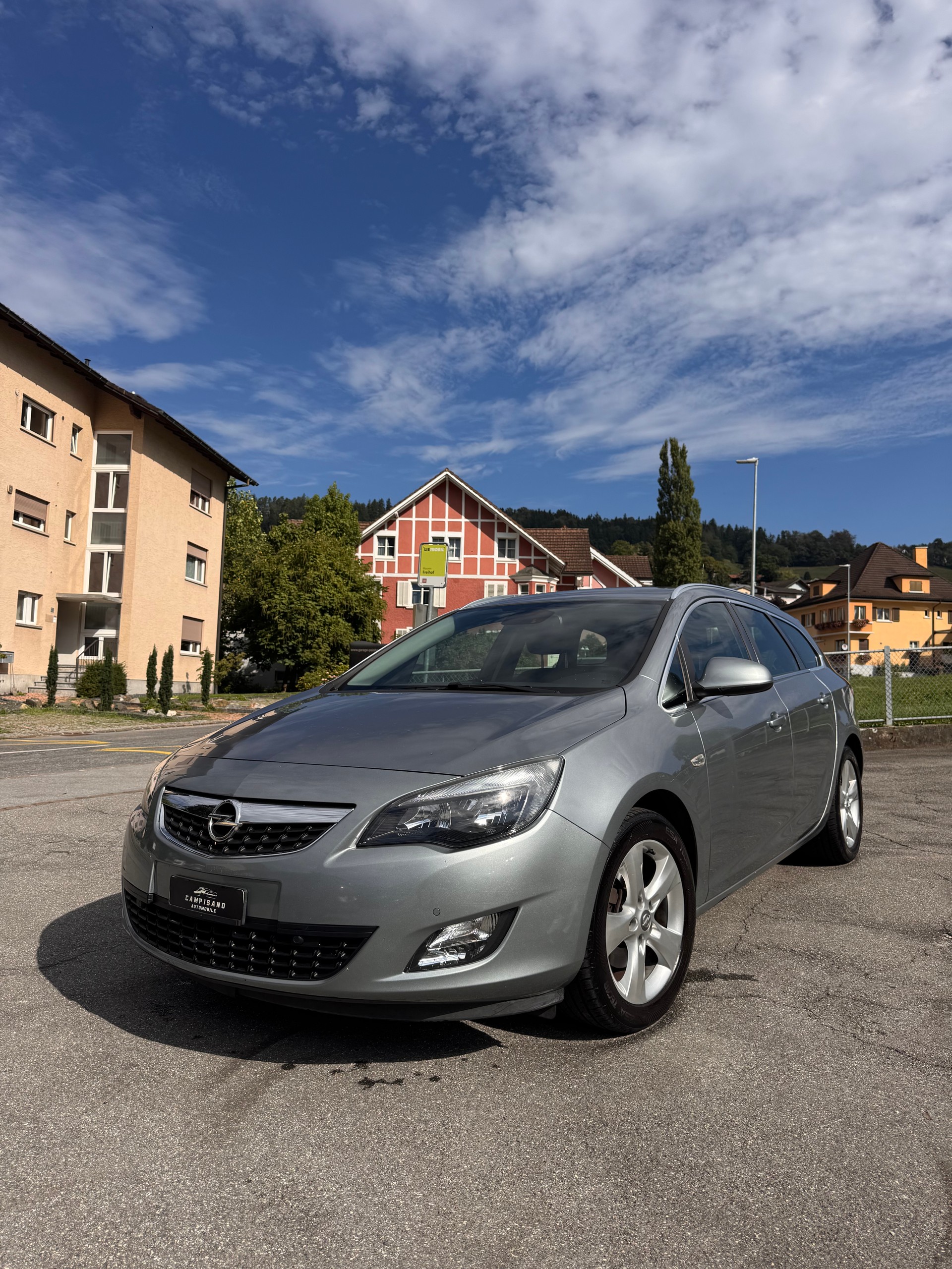 OPEL Astra SportsTourer 1.6i 16V Turbo Cosmo-image-0
