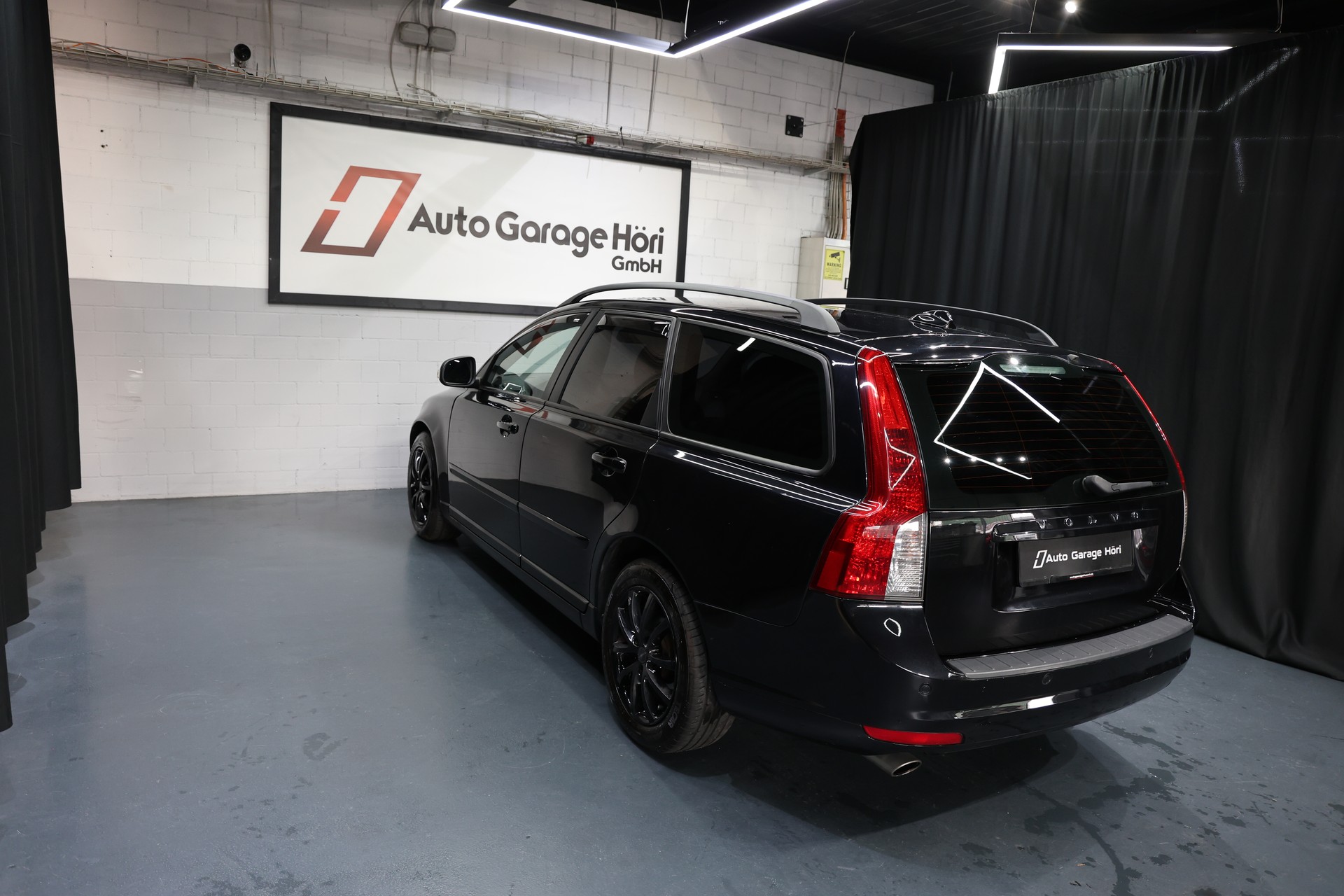 VOLVO V50 D3 Summum Geartronic-image-15