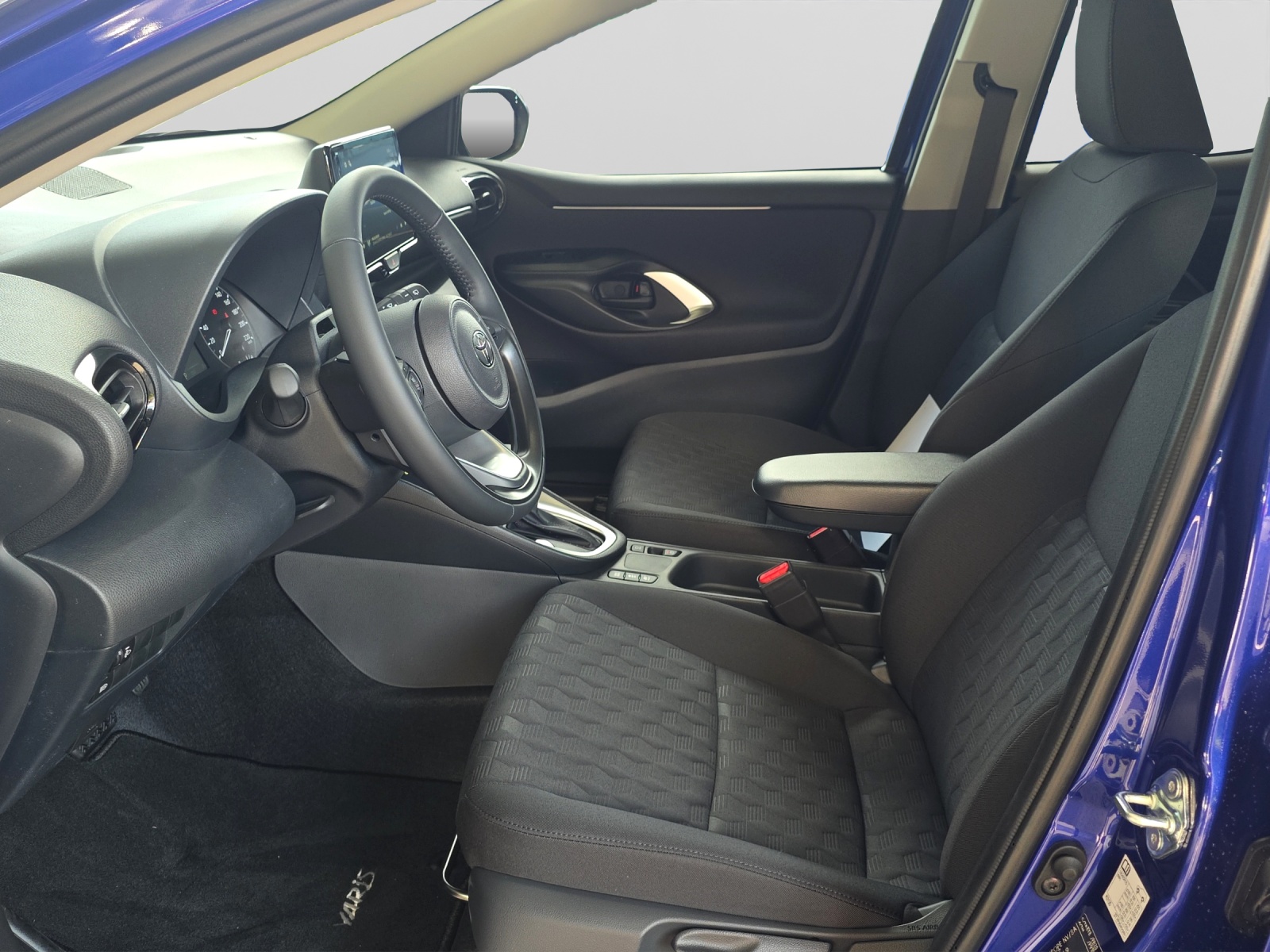 TOYOTA Yaris 1.5 VVT-i HSD Comfort-image-8