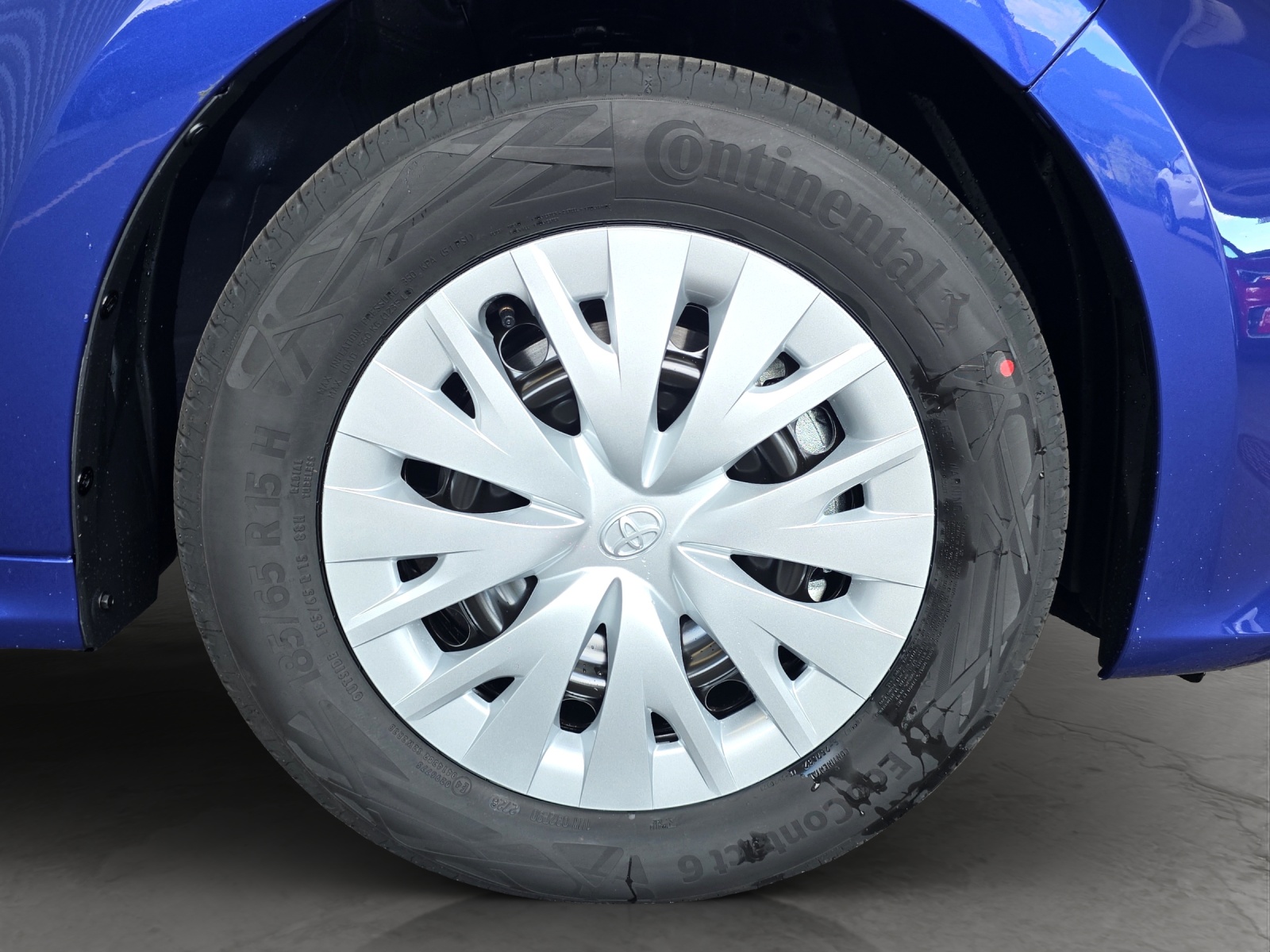 TOYOTA Yaris 1.5 VVT-i HSD Comfort-image-14