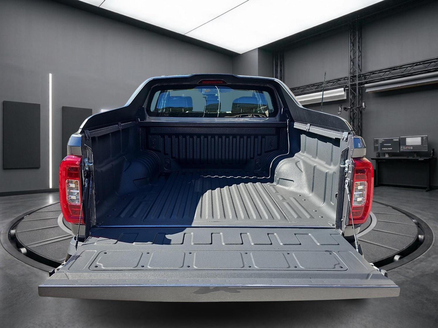 MAXUS T60 Max 2.0 TD Luxury-image-11