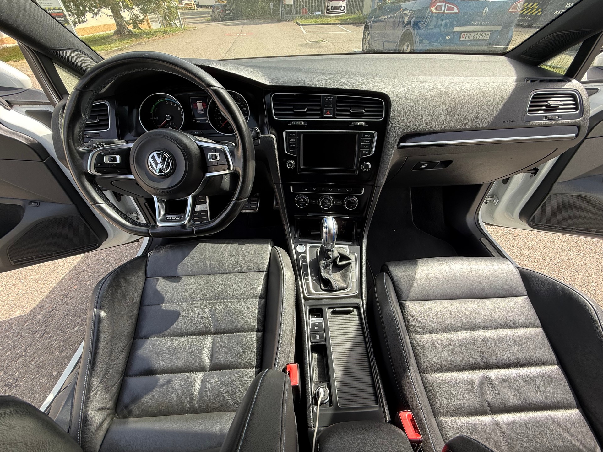 VW Golf 1.4 TSI GTE DSG-image-23
