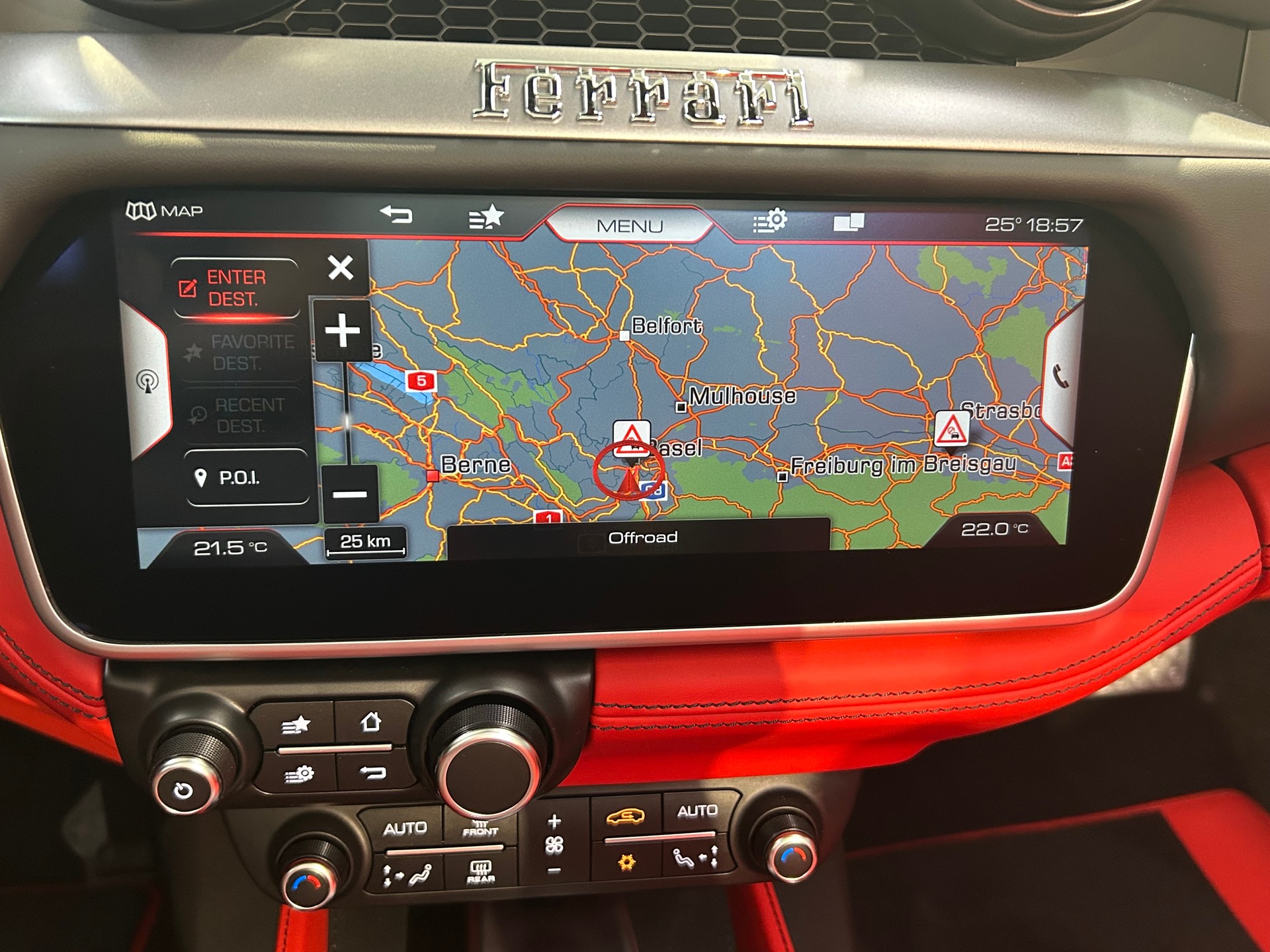 FERRARI Portofino M-image-19