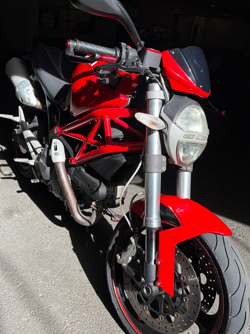 DUCATI Monster 696M plus-image-4