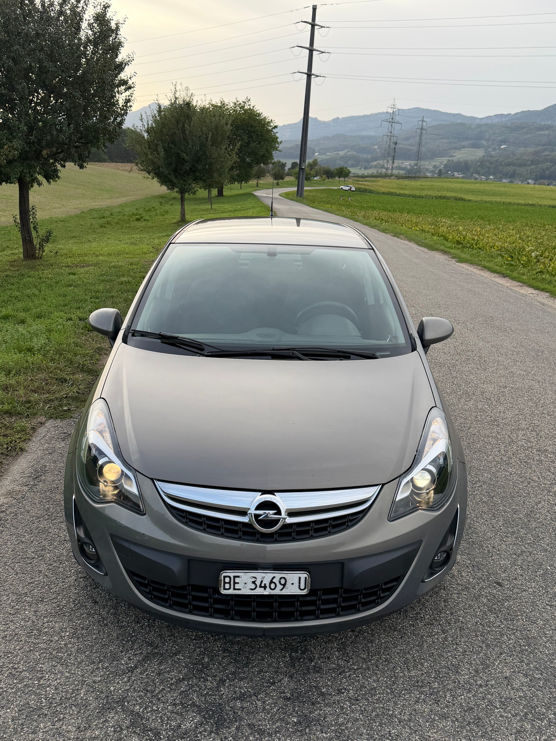 OPEL Corsa 1.4 TP Enjoy-image-6