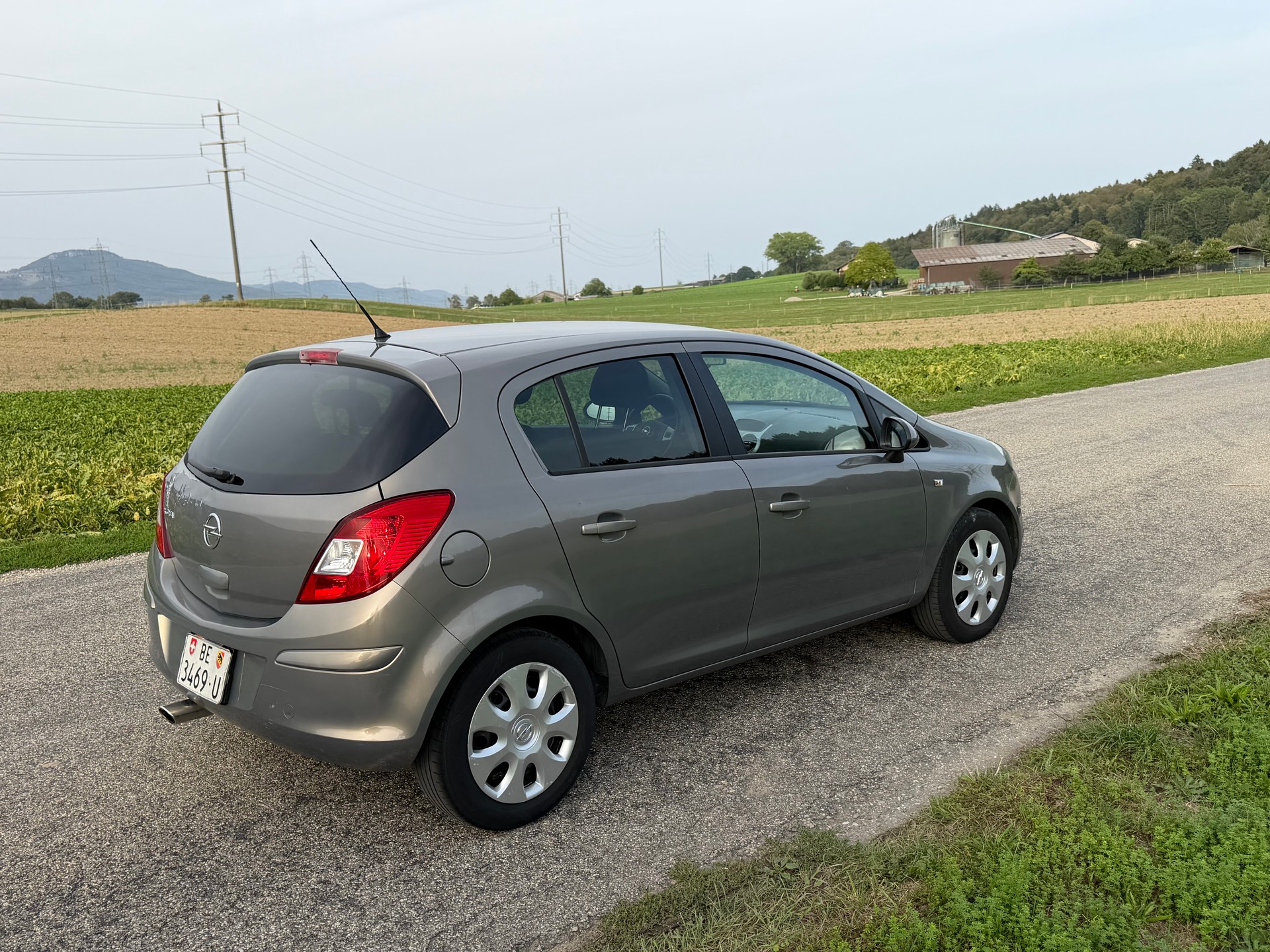 OPEL Corsa 1.4 TP Enjoy-image-4