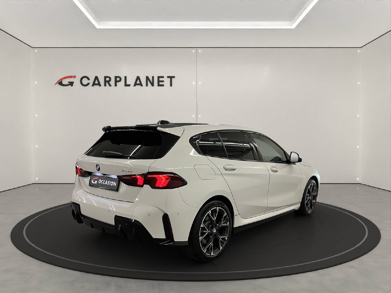 BMW 1er Reihe F70 120d-image-3