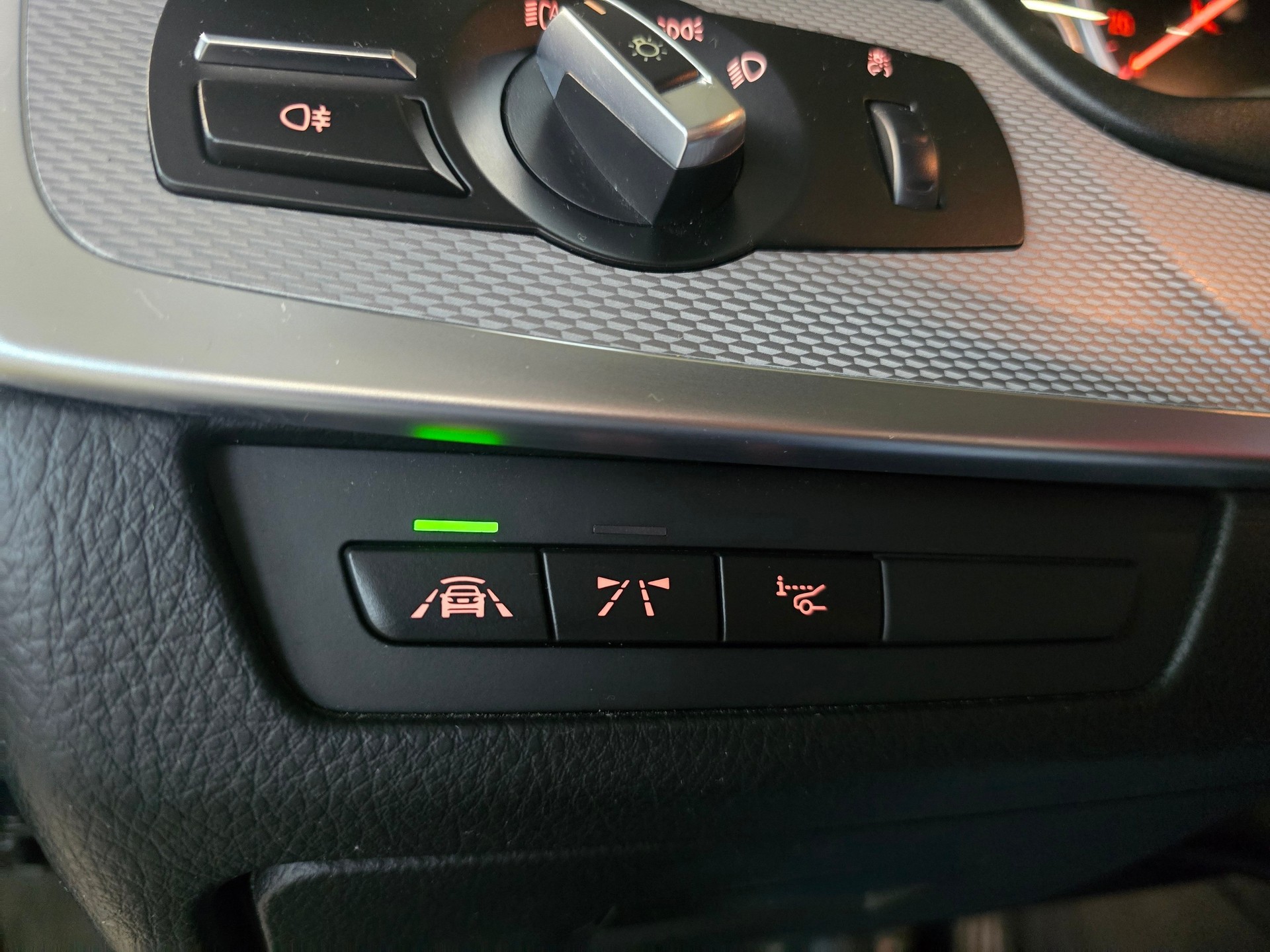 BMW M550 d Touring xDrive Steptronic-image-17