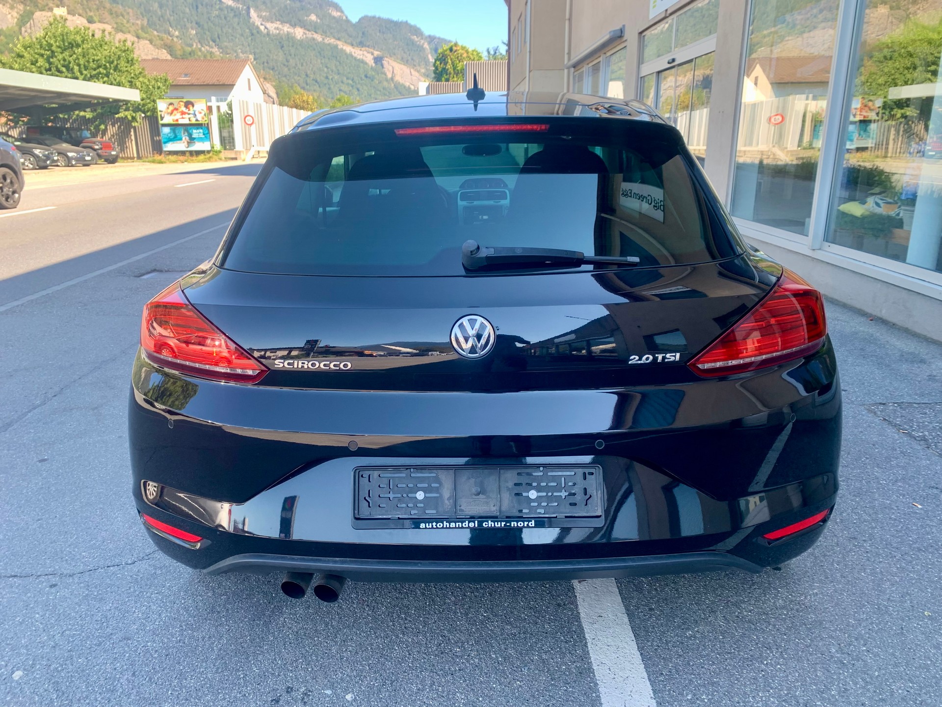 VW Scirocco 2.0 TSI-image-4