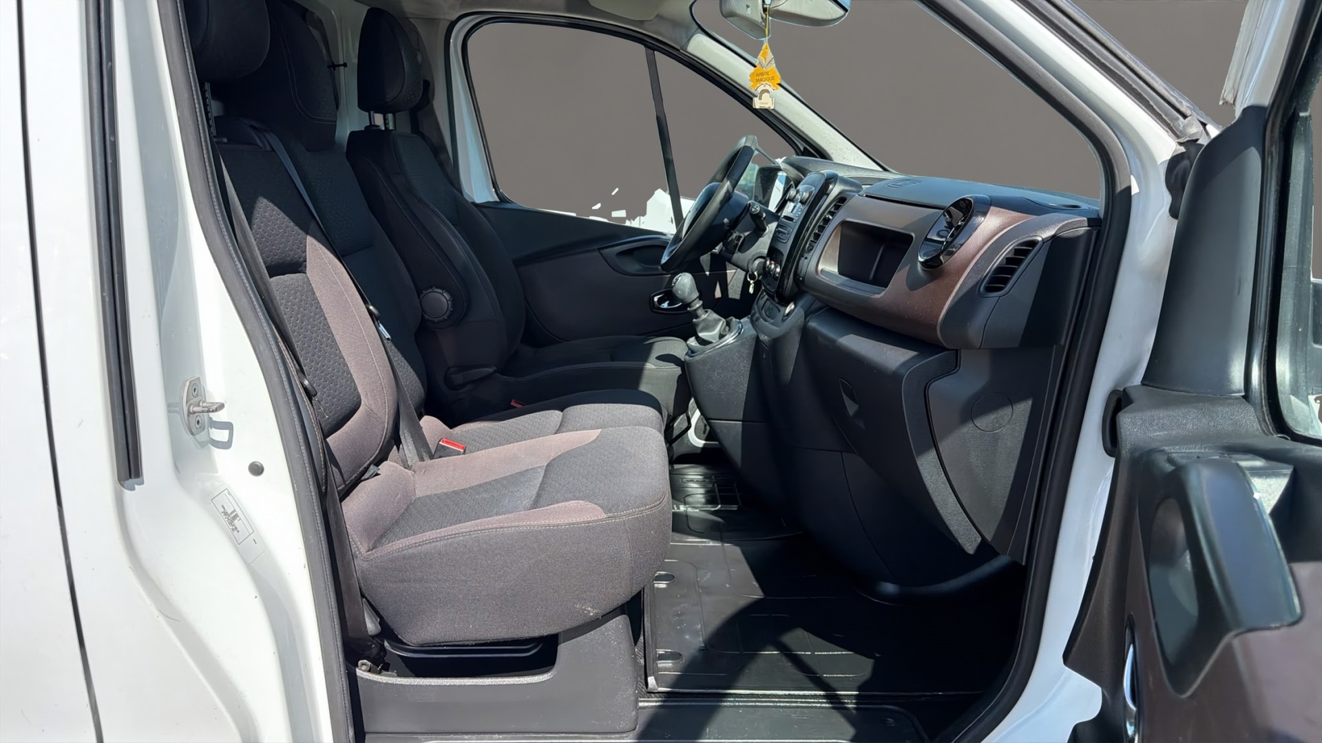 FIAT Talento 29 1.6 MJ L1H1 Swiss ** Klima ** Rückfahrkamera **-image-9