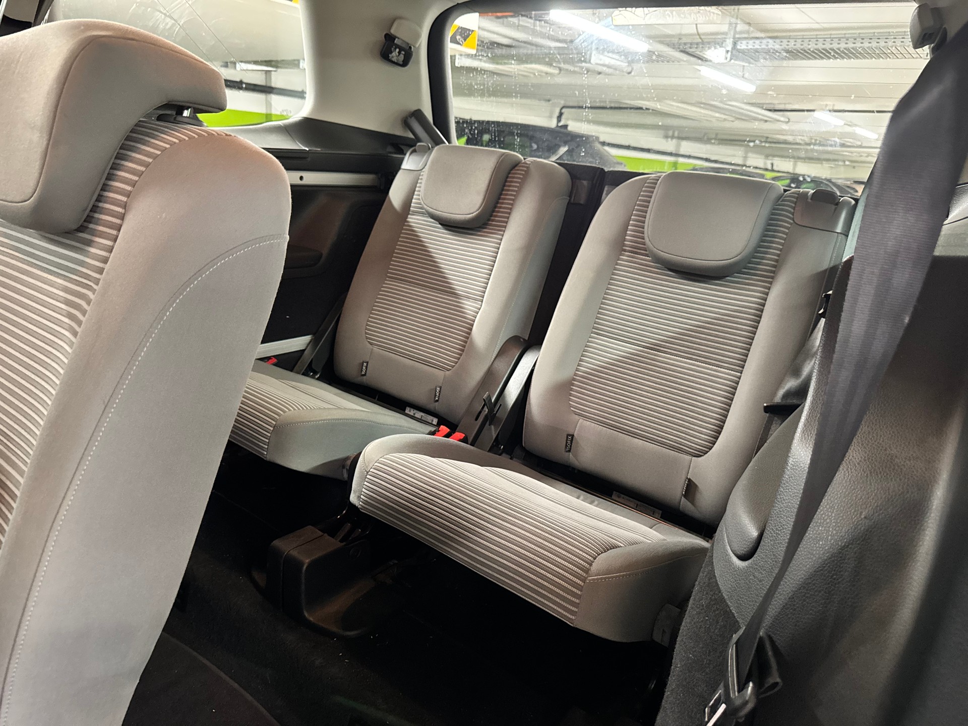 SEAT Alhambra 2.0 TDI E_Ecomotive Style-image-9